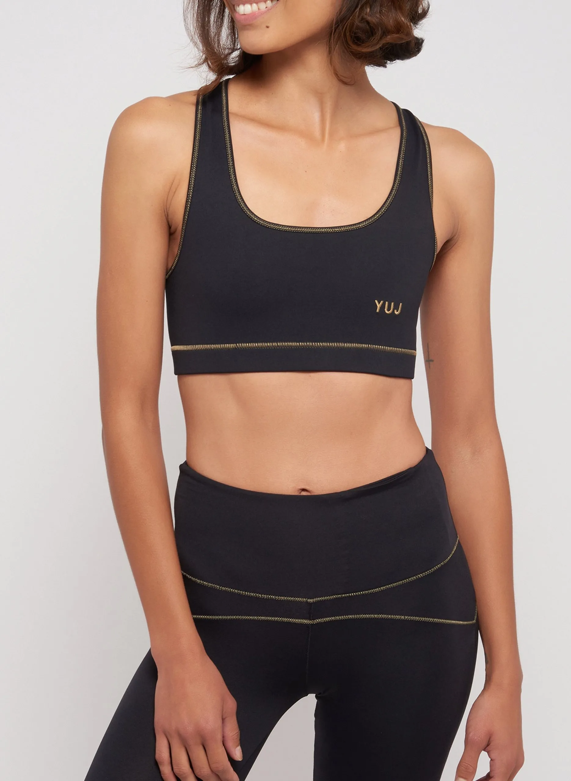 Brassière de yoga près du corps Noir ANAHATA
