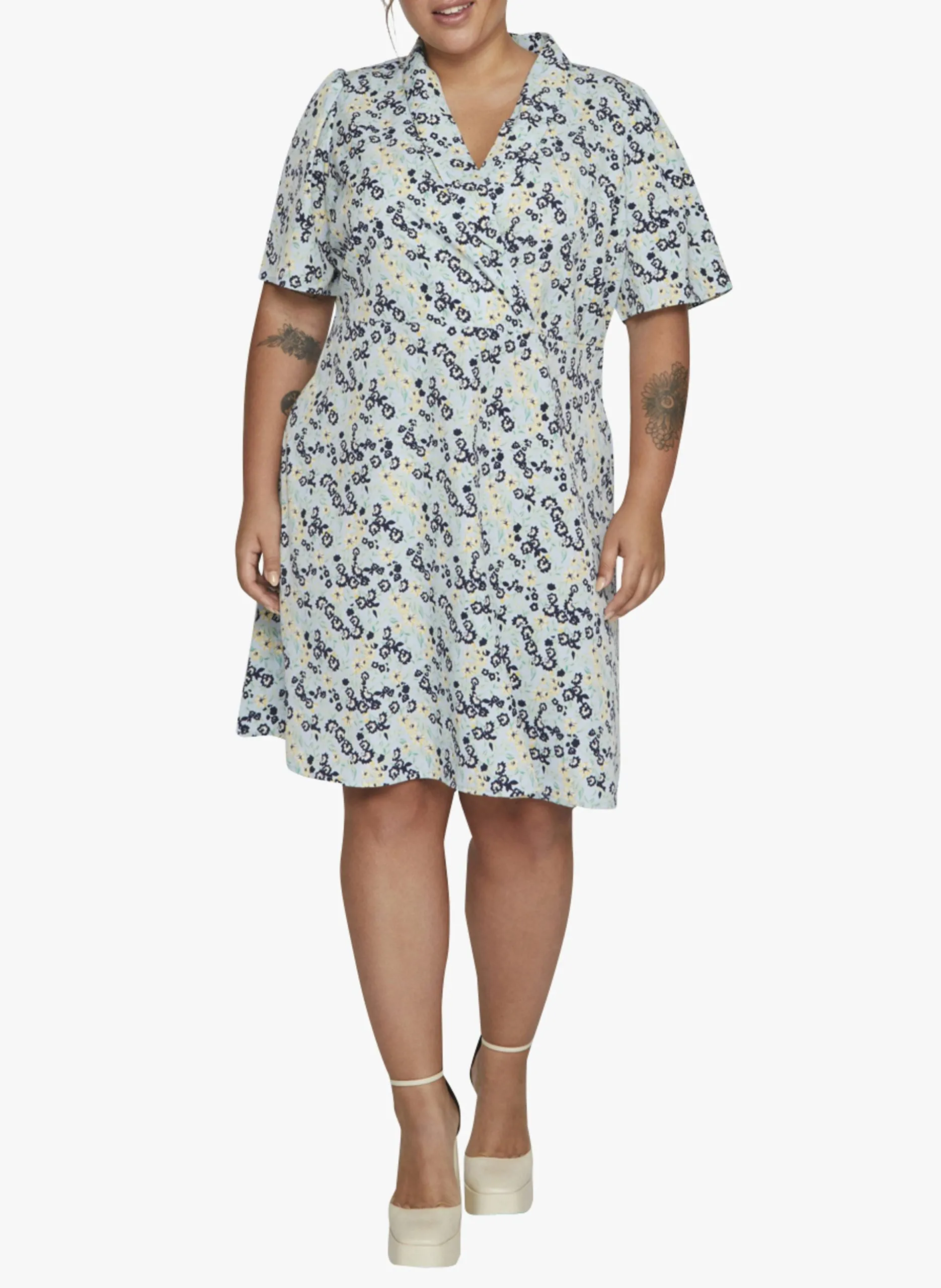 Robe courte col V imprimée Bleu MARE