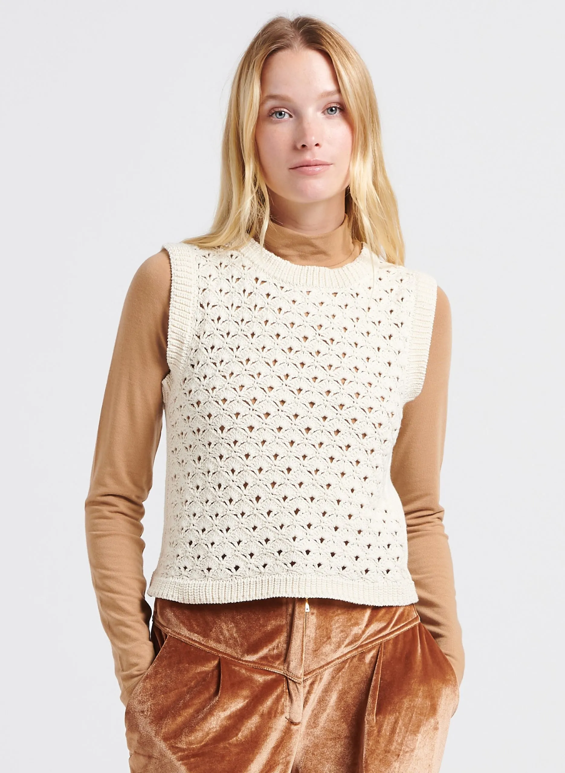 Pull col rond en coton biologique Beige LUPE