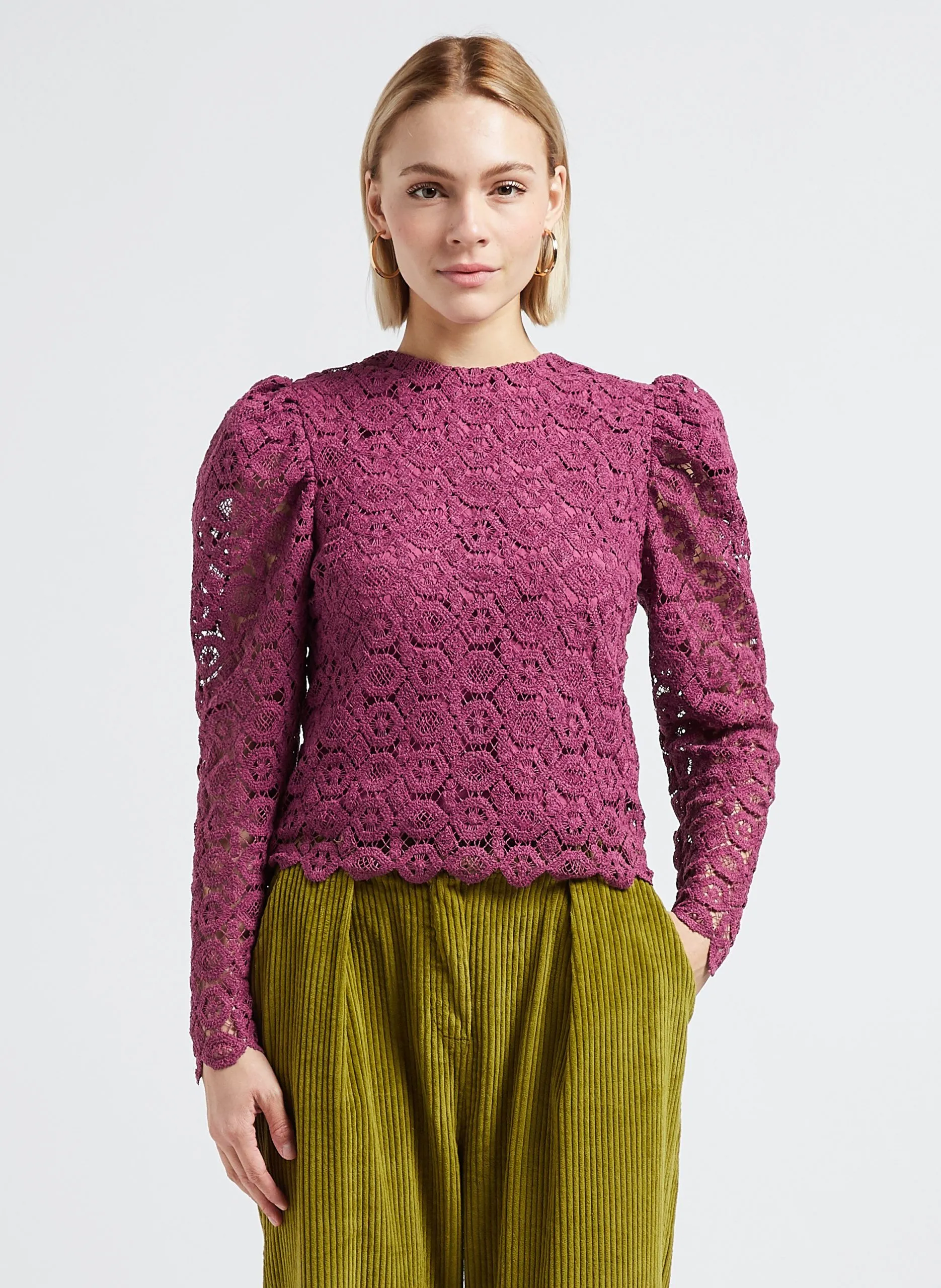 Blouse encolure ronde droite en dentelle Rose ALEXANDRA