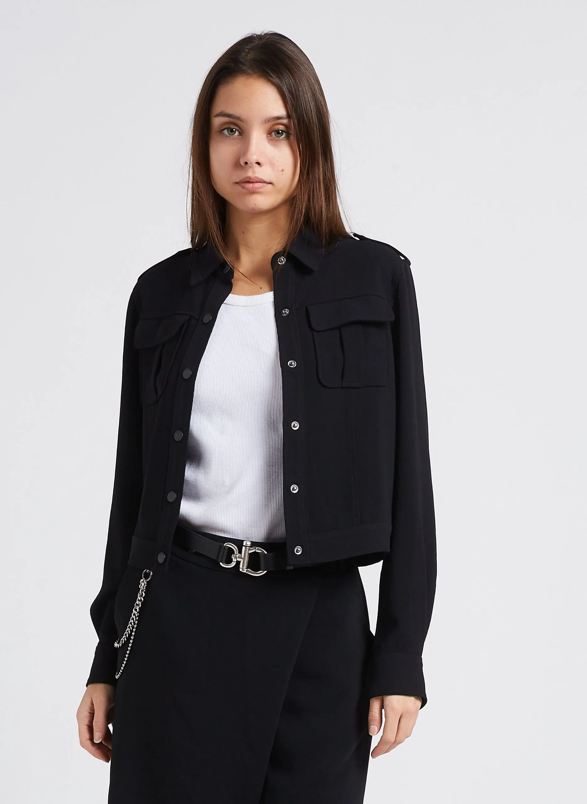 Chemise courte col classique en crêpe Noir
