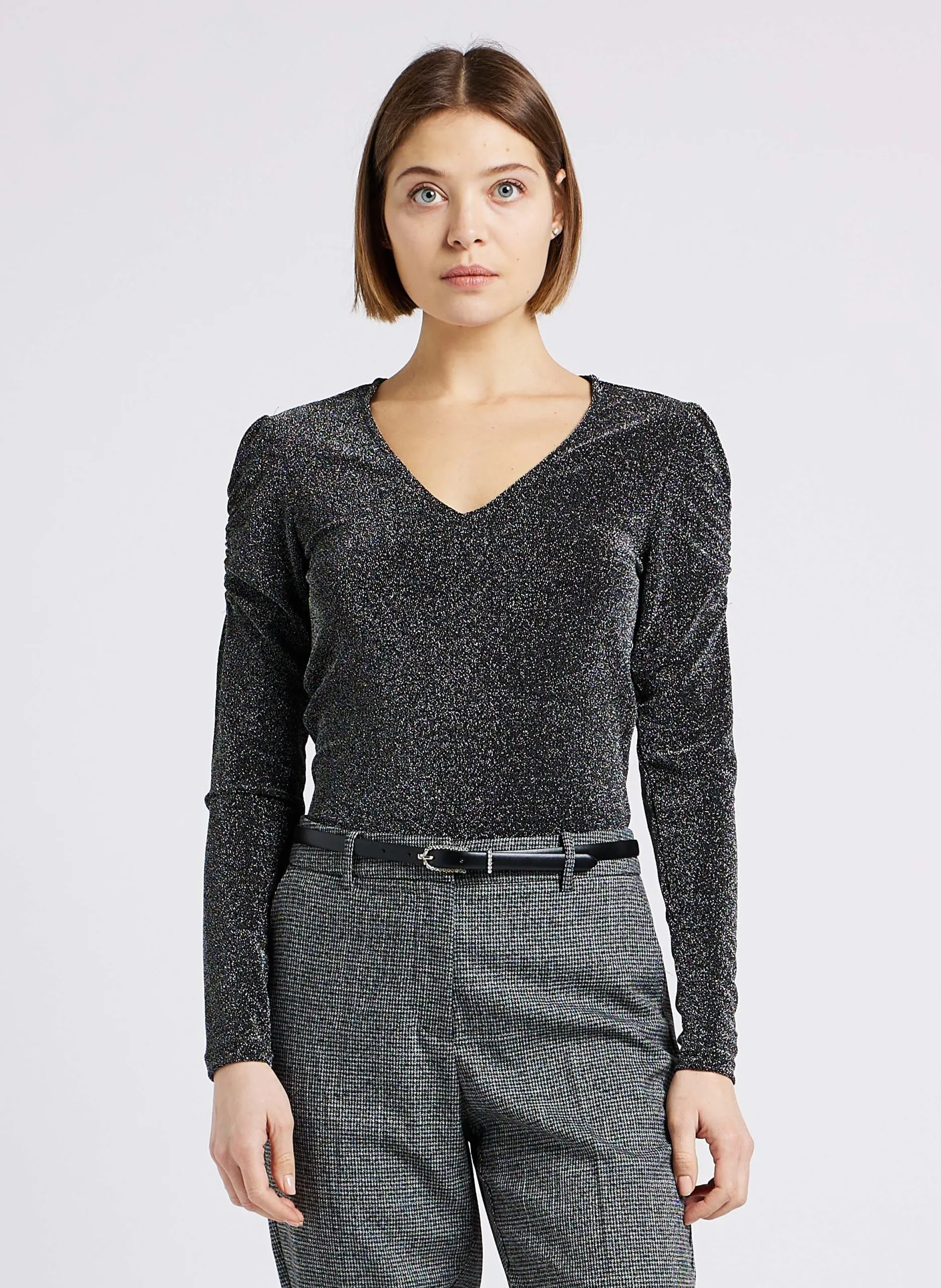 Top droit encolure V effet métallisé Noir SHINY