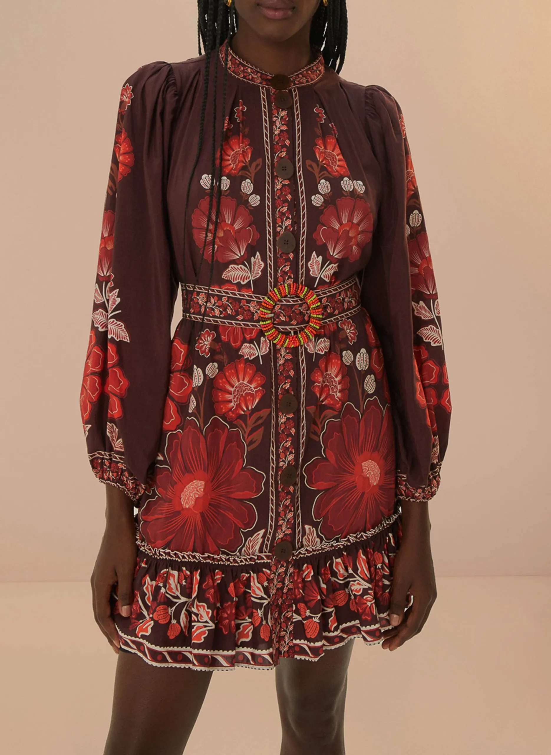 Robe courte en tapisserie Marron