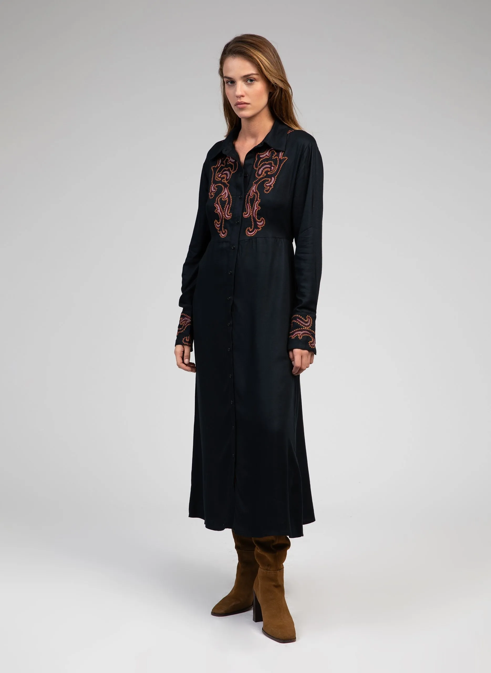 Robe longue brodée Prune OWINY