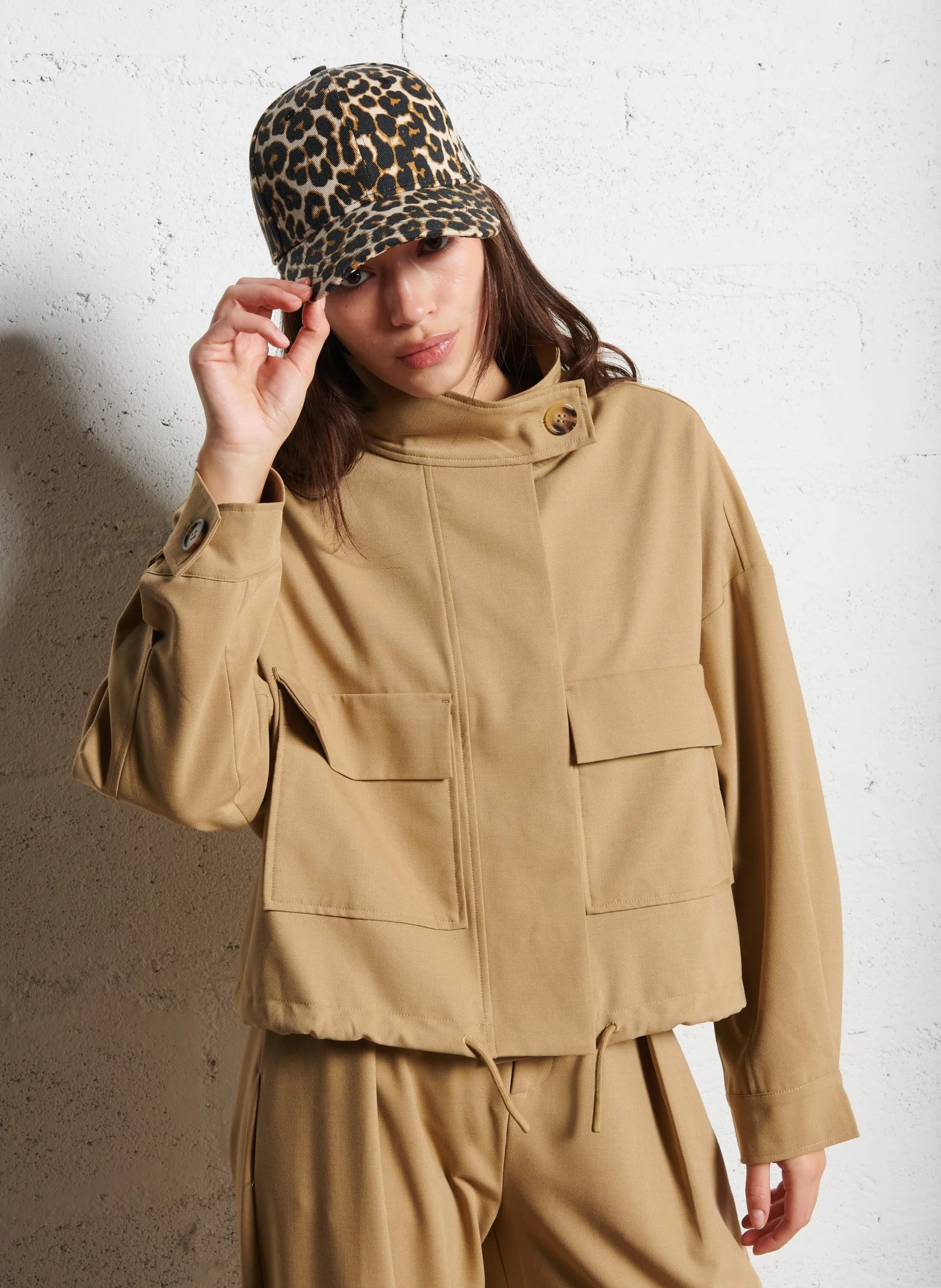 Veste droite boutonnée Beige DONA