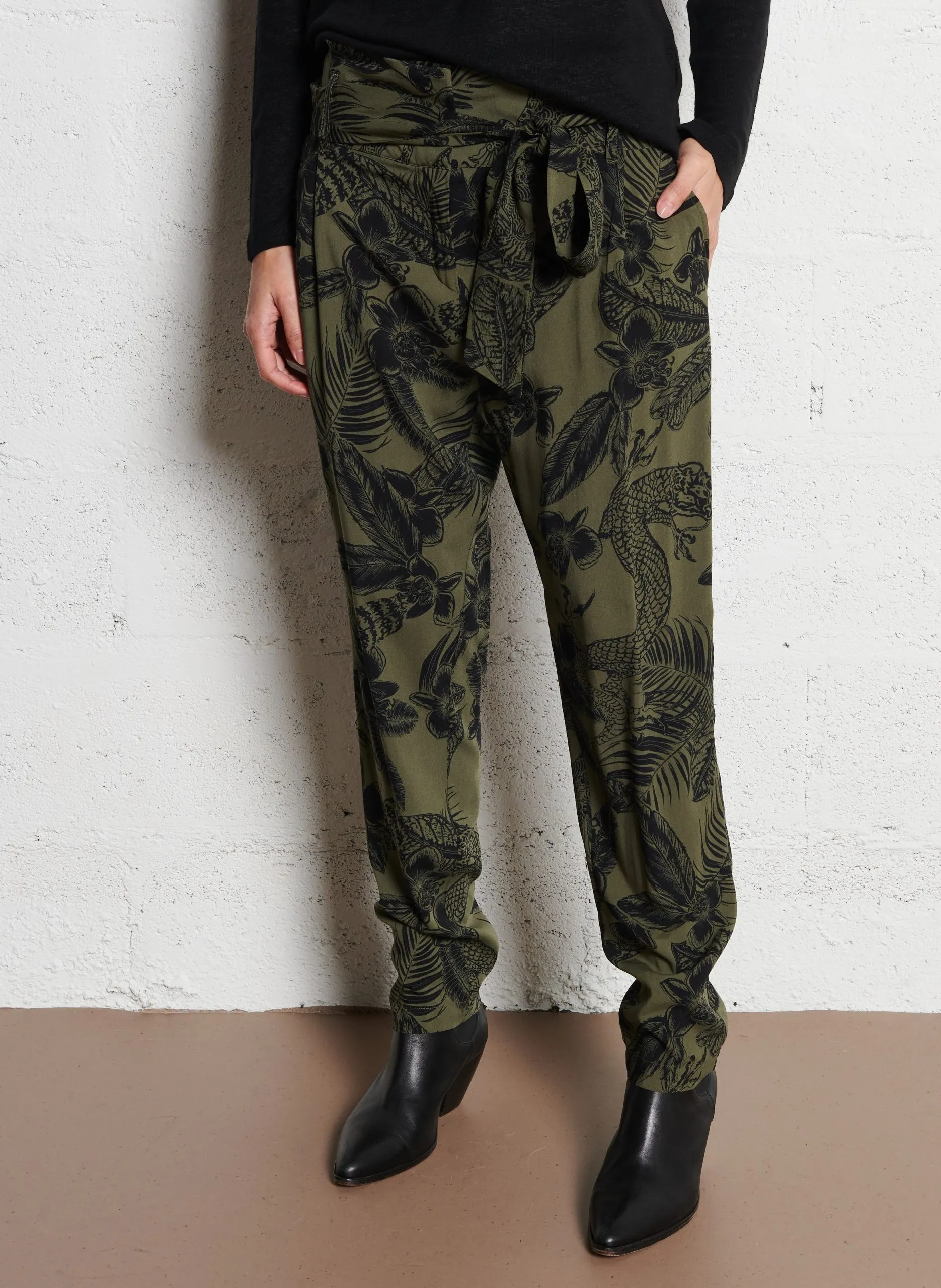 Pantalon droit paperbag taille haute imprimé Kaki