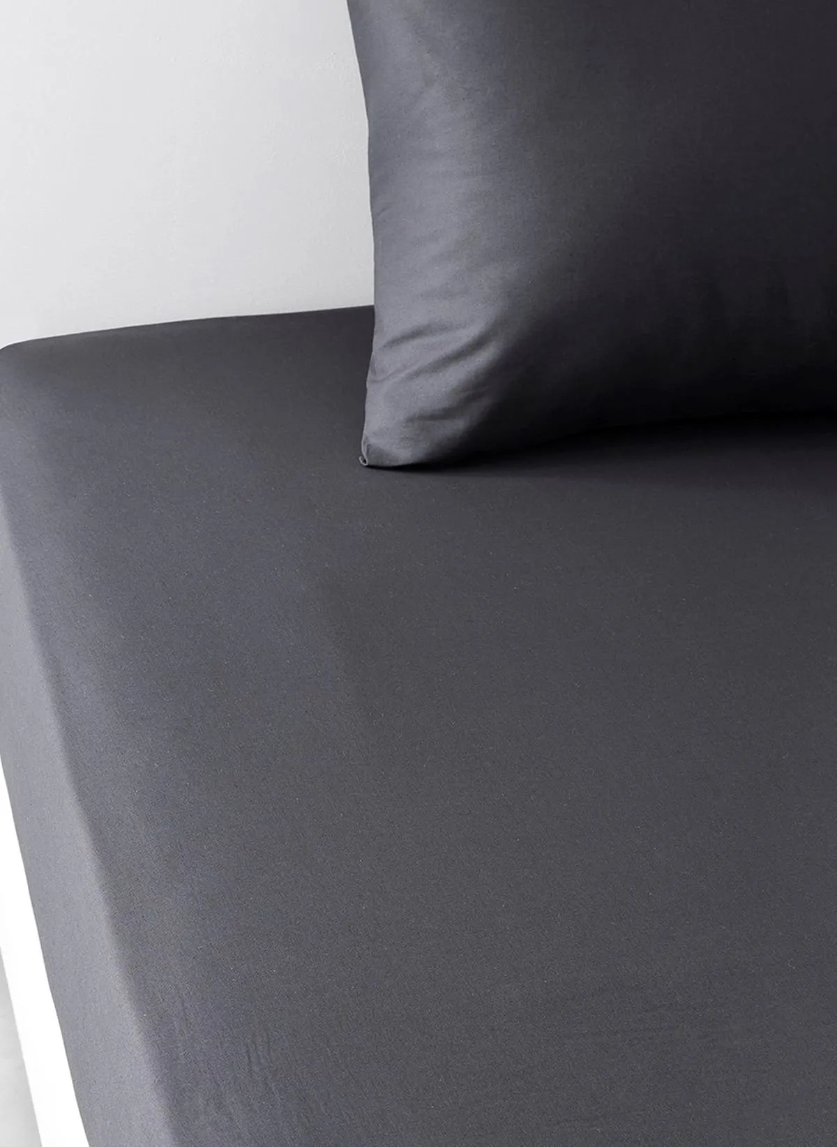 Drap housse uni en coton bio Noir ORGANIC