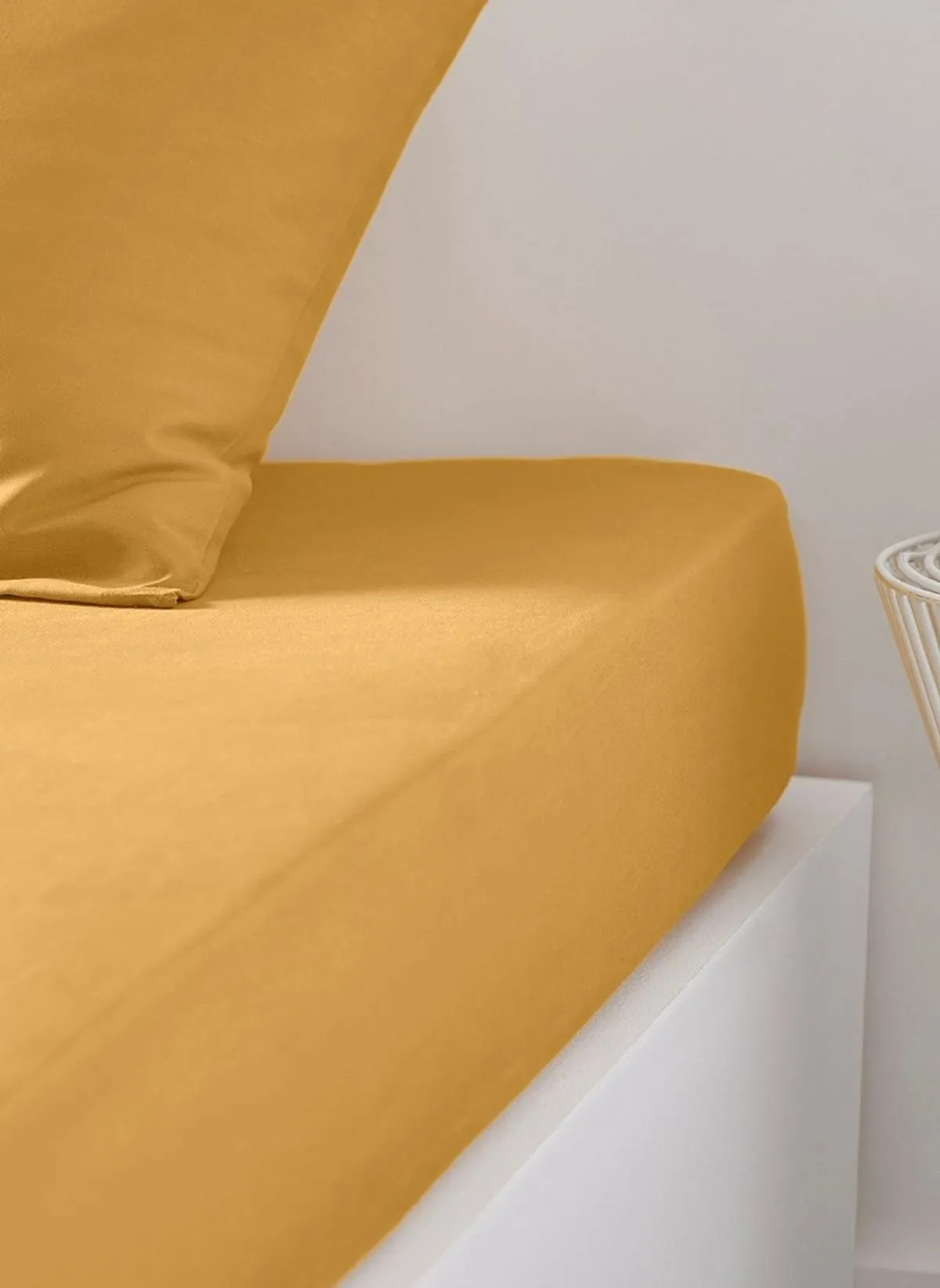 Drap housse uni en coton Jaune ESSENTIAL
