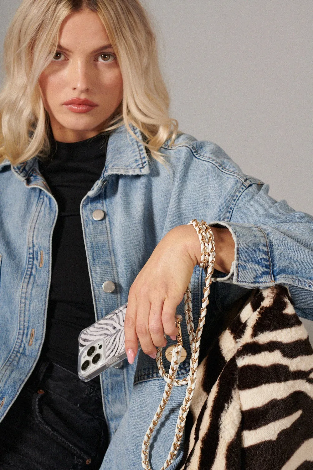 Chaîne de téléphone Blanc LOU