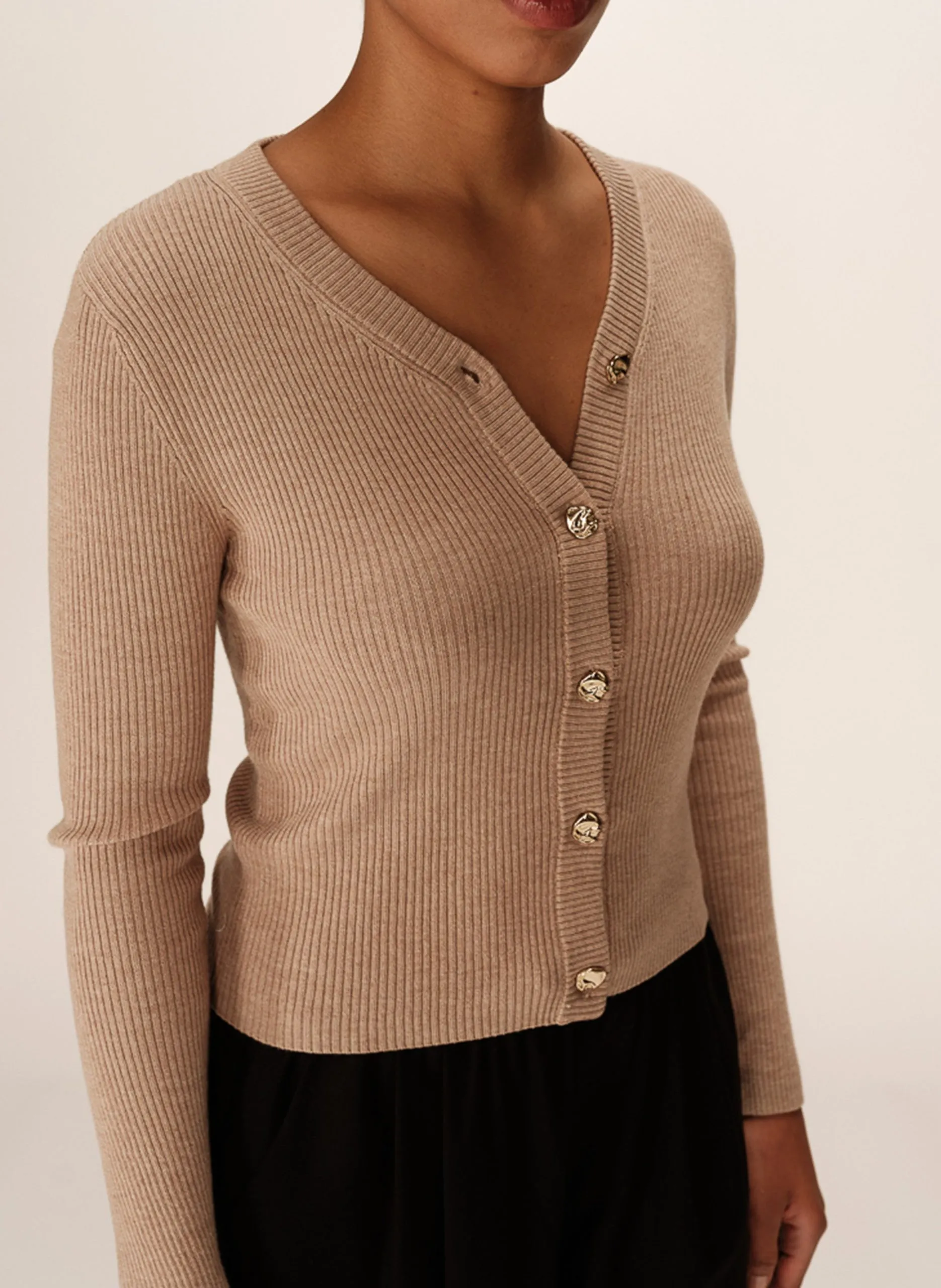 Cardigan ajusté en maille fine côtelée Beige PANINO