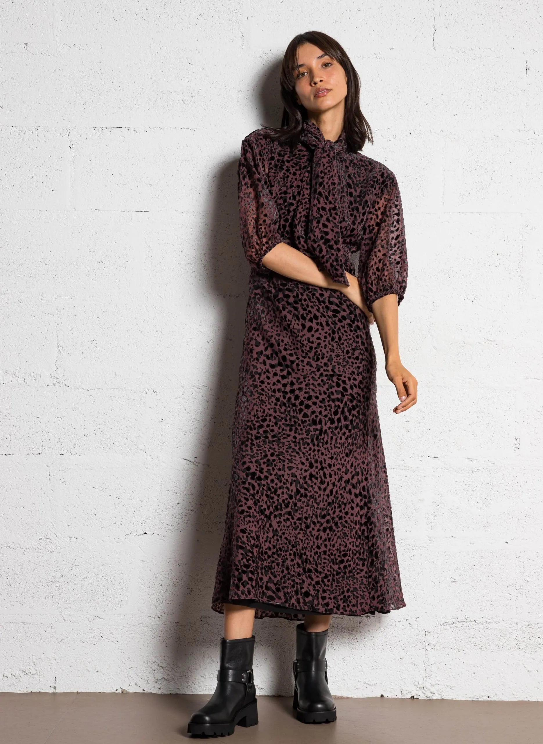 Robe midi col rond à imprimé léopard Prune DUNY
