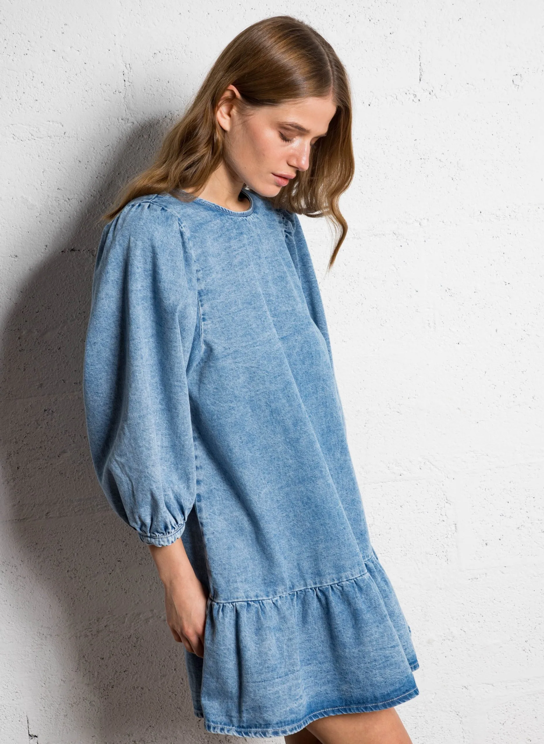 Robe courte à volants en denim Bleu LAZY