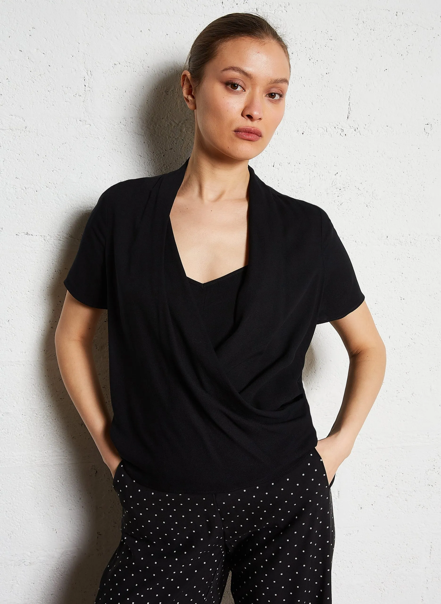 Top cache-cœur à manches courtes Noir COREY