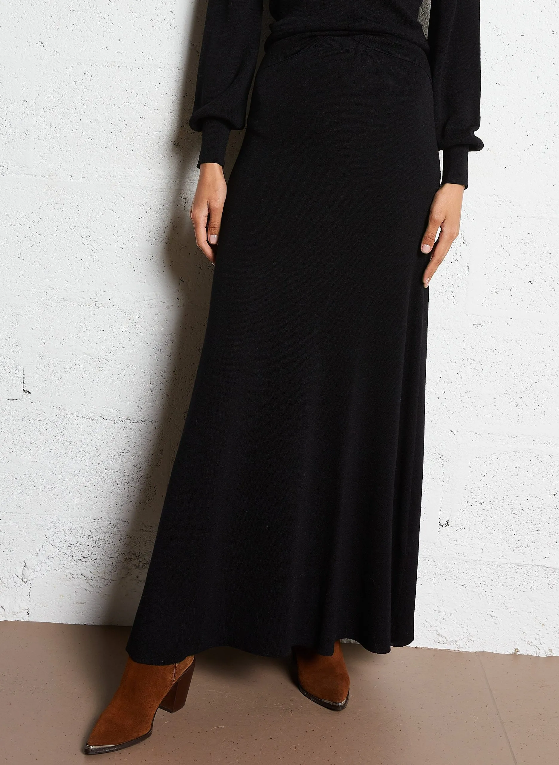 Jupe longue en maille Noir BASMA