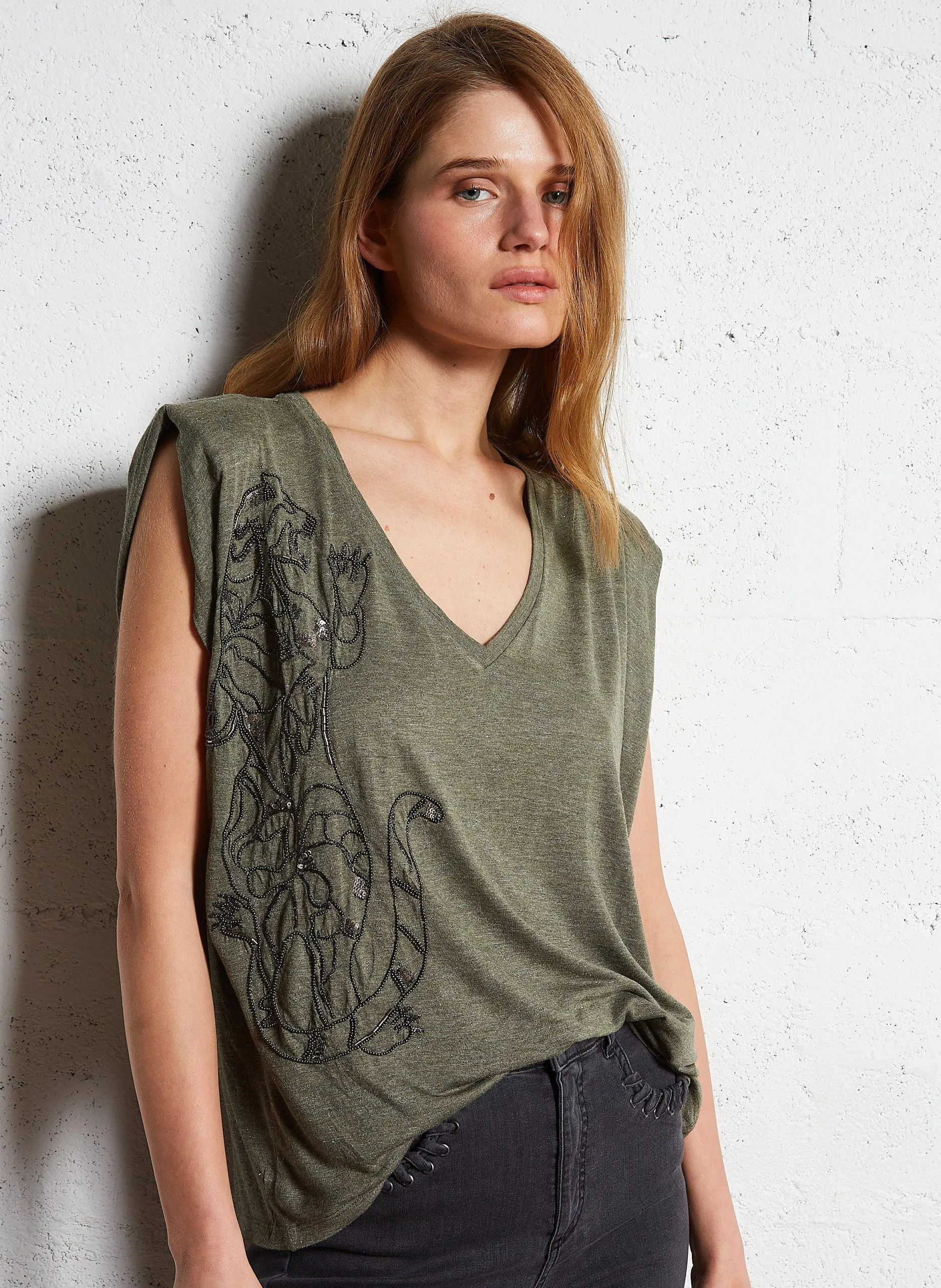 Tee-shirt manches courtes à broderies Kaki