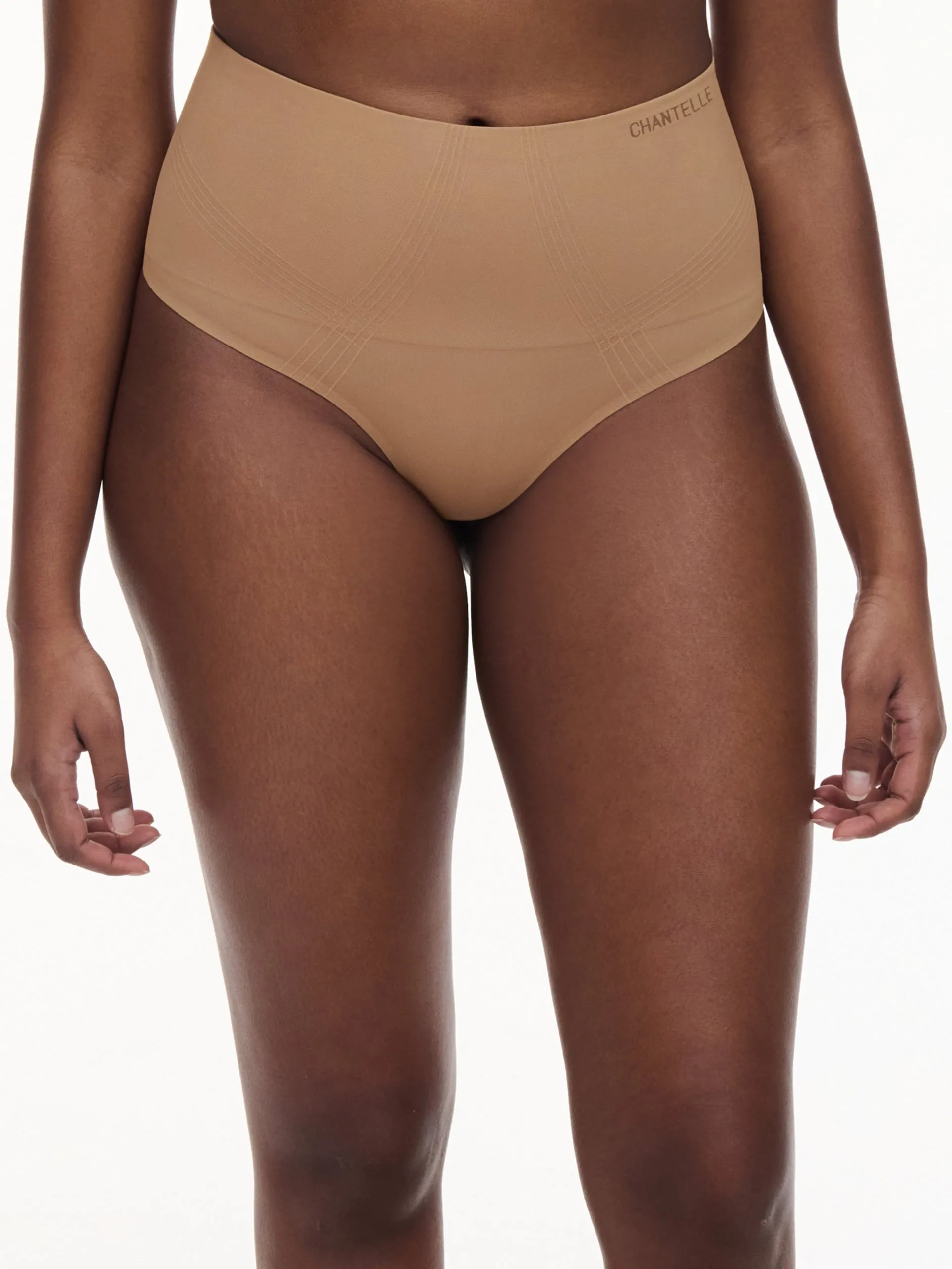 String gainant taille haute Marron SMOOTH COMFORT