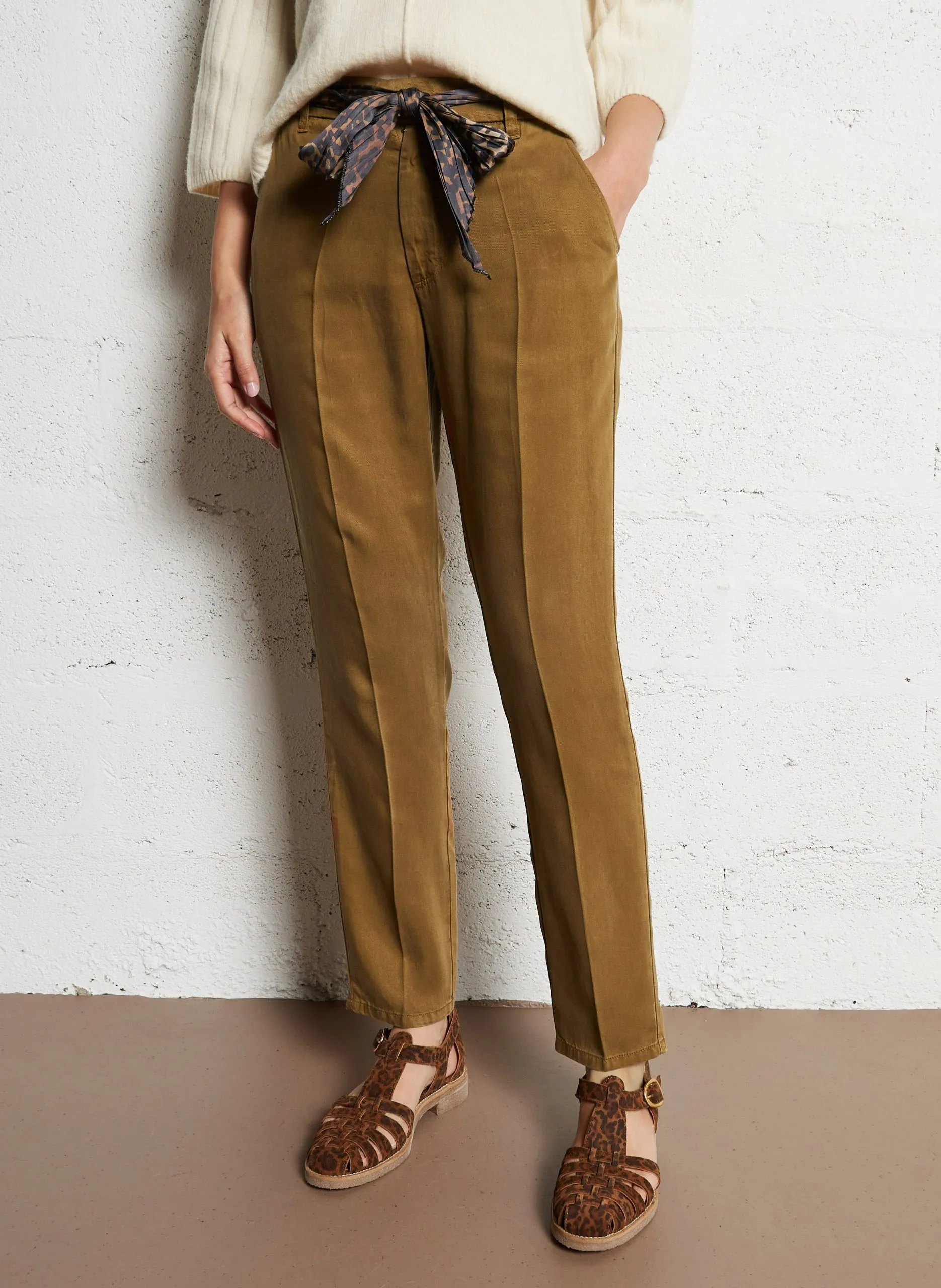 Pantalon carotte fluide Marron THEA