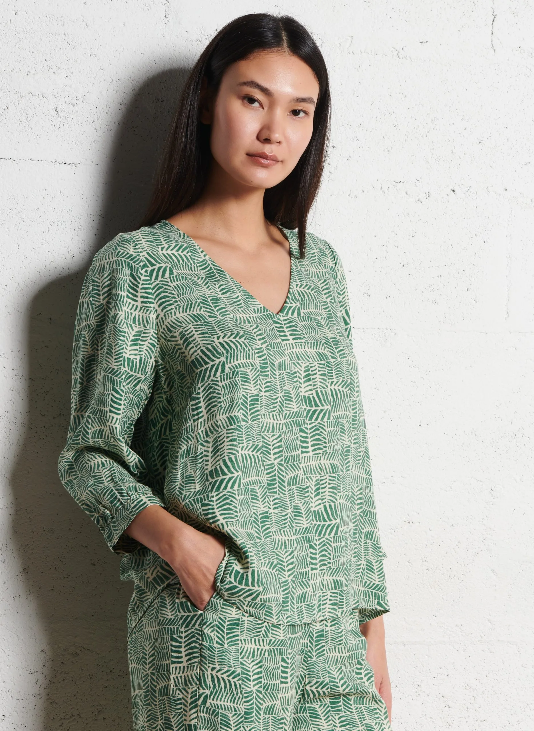 Top col V imprimé Vert CASSIA