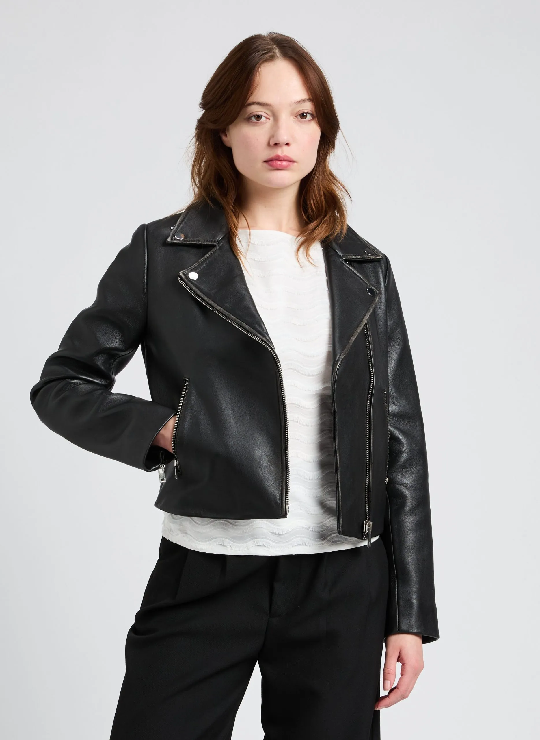 Veste en cuir zippée courte Noir VECTO