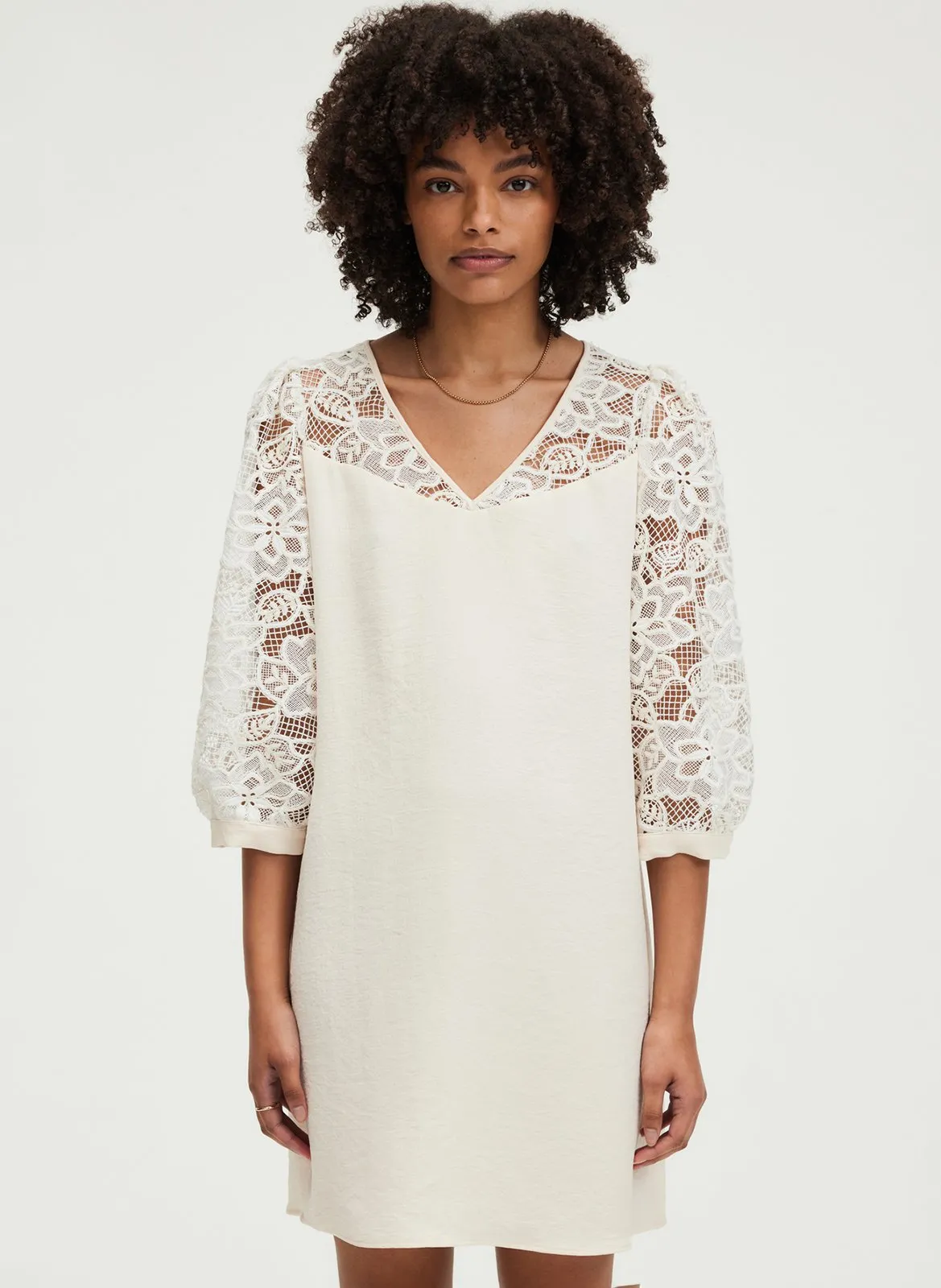 Robe courte col V Beige PATIENCE