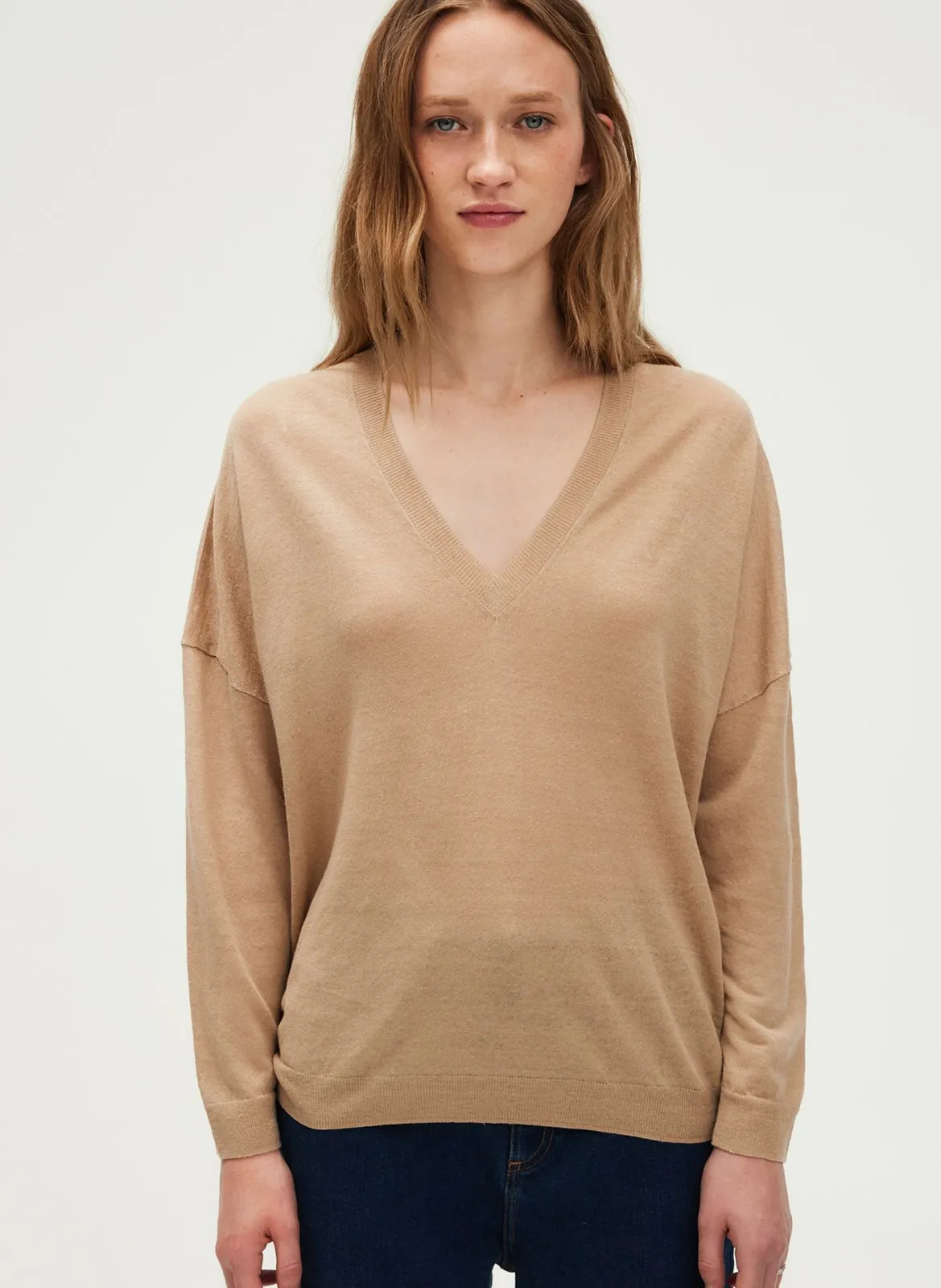 Pull col V en lin mélangé Marron JAYCEE