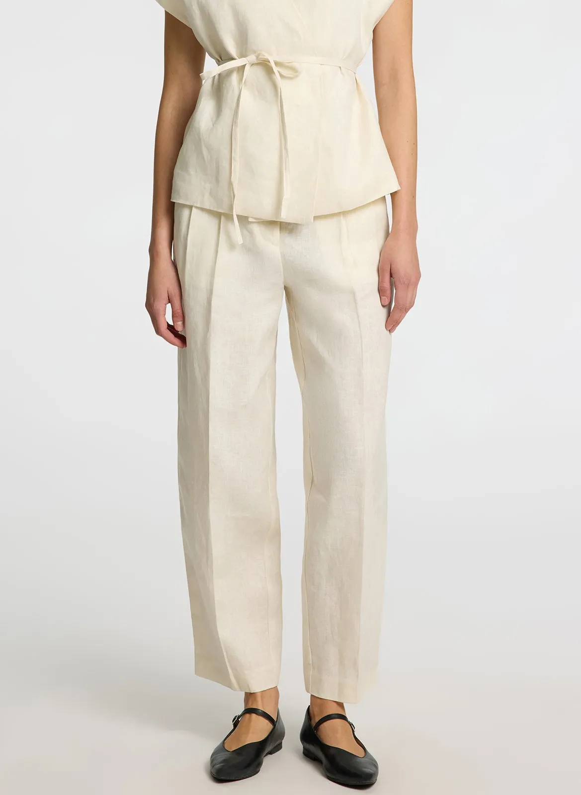 Pantalon à pinces en lin Beige BARREL LIA