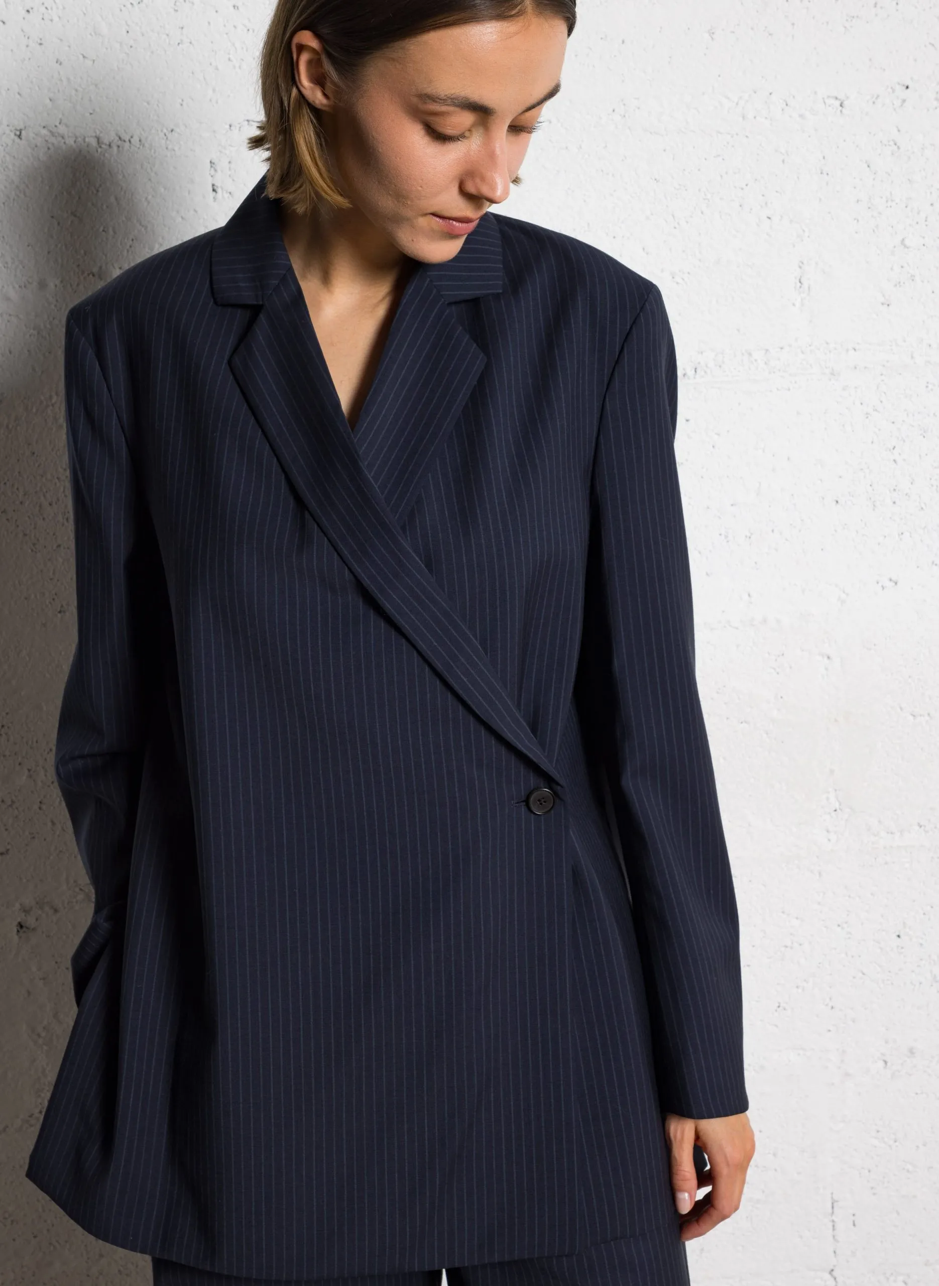 Veste blazer droite en laine Bleu CHIYO