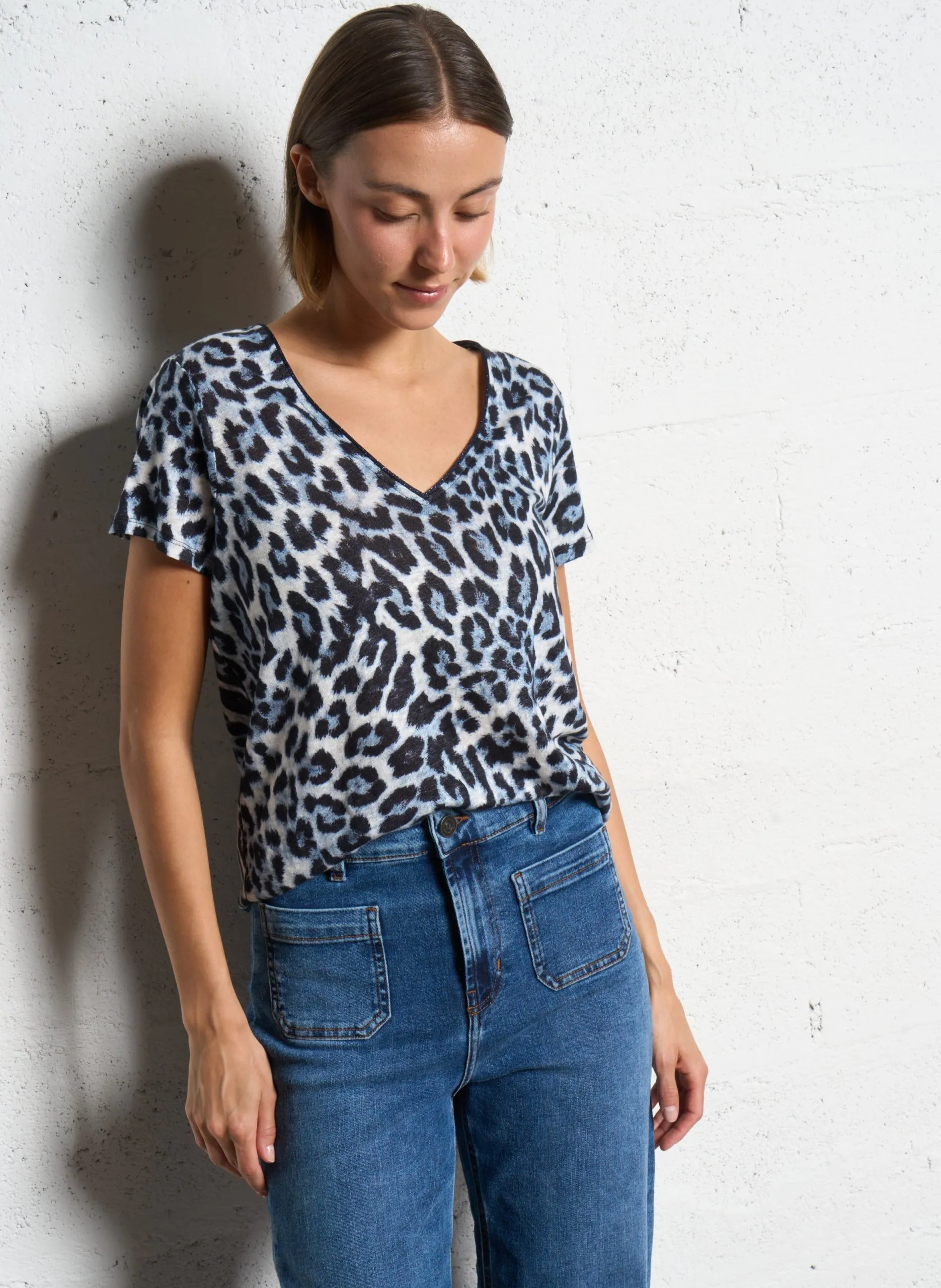 Tee-shirt col v imprimé en lin Bleu TAJA