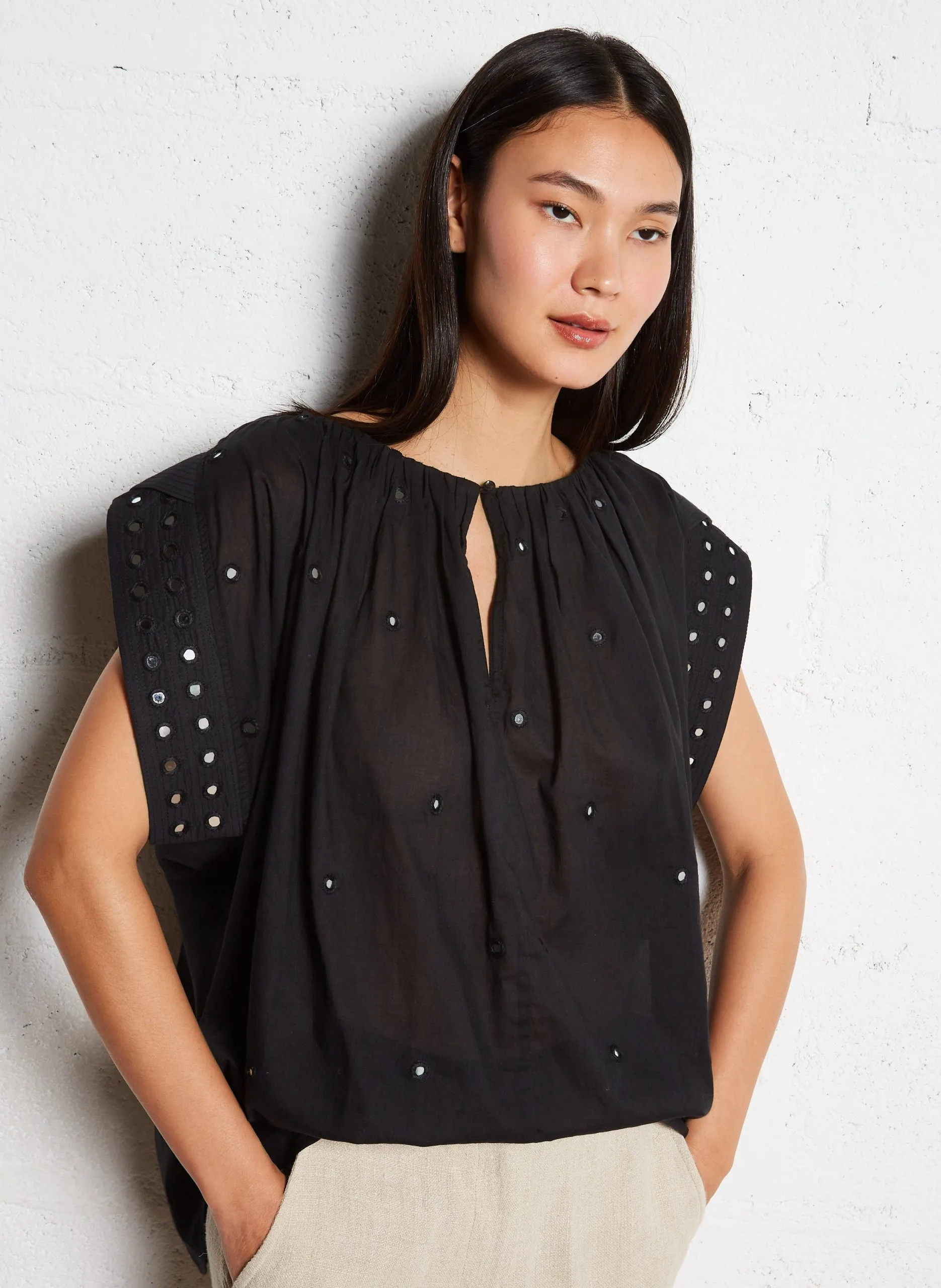 Top ample col rond en coton Noir DAFFODIL