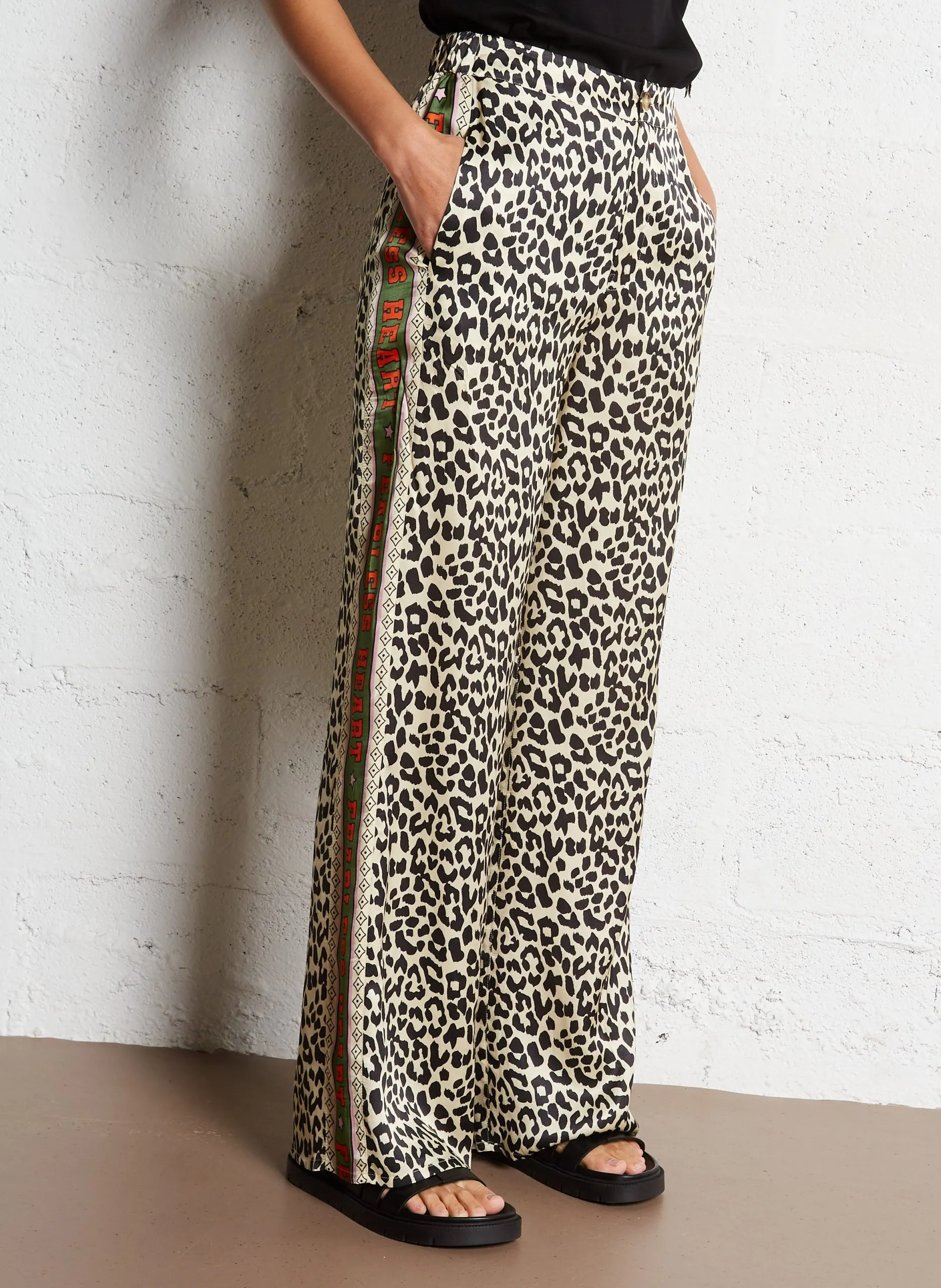 Pantalon large imprimé léopard Multicolore PIERRE