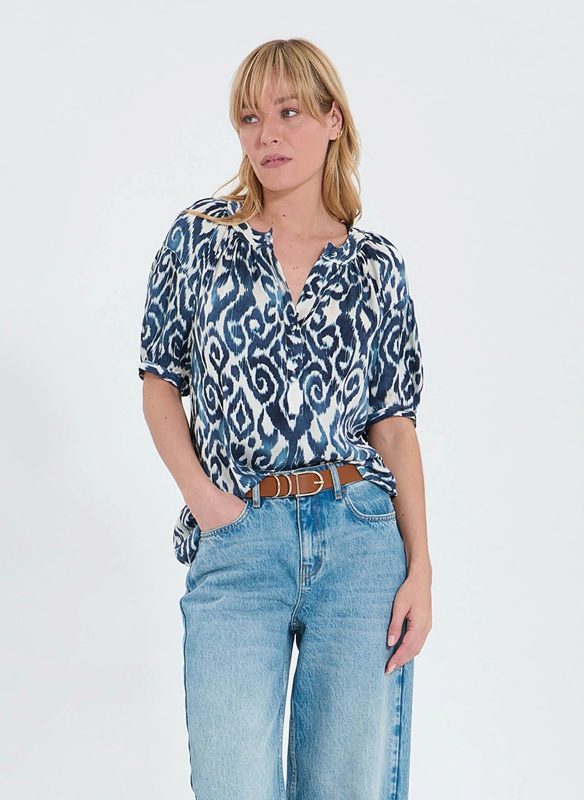 Chemise droite col rond imprimée Multicolore TIPHAINE