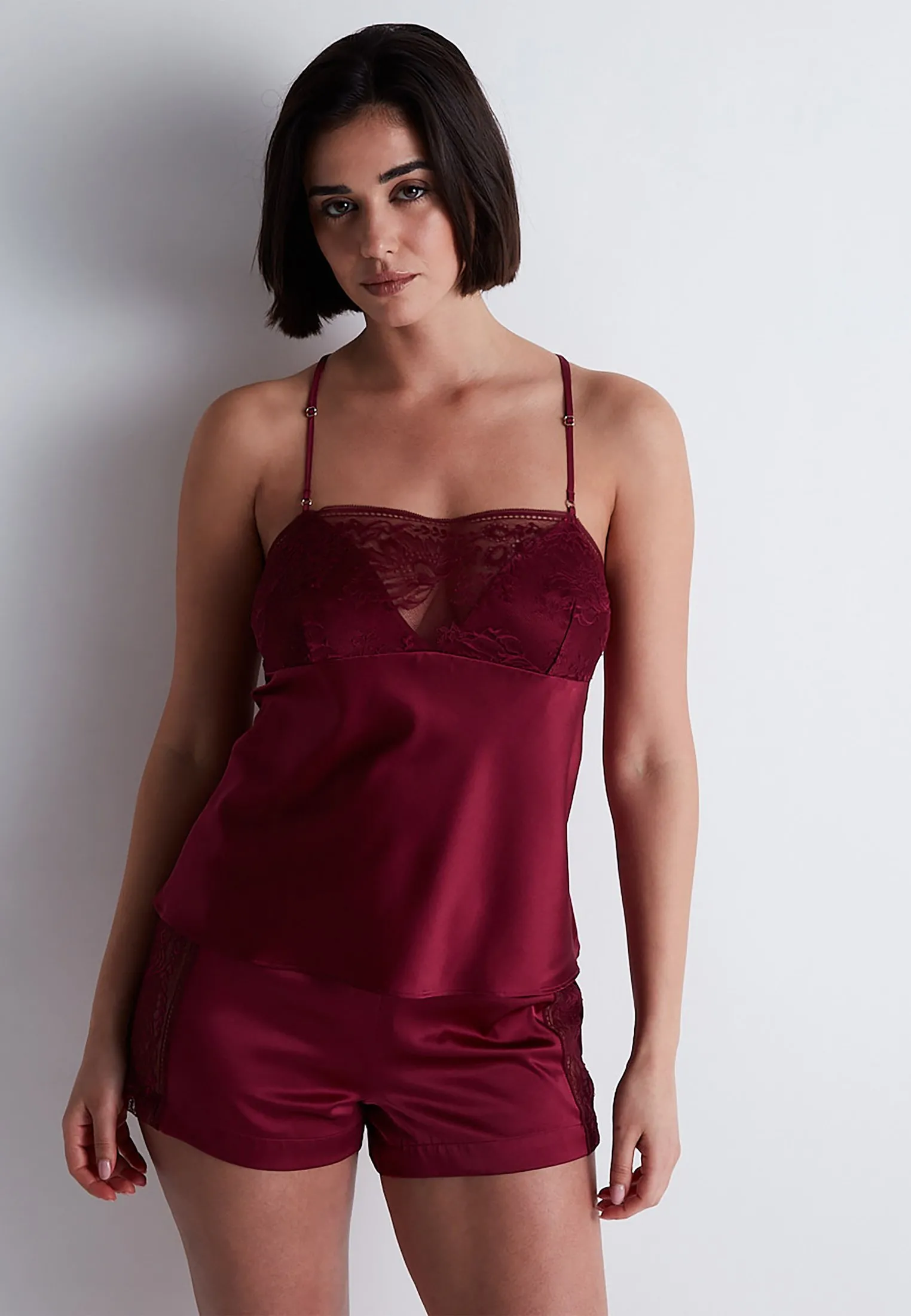 Top à fines bretelles Rouge MIDNIGHT WHISPER