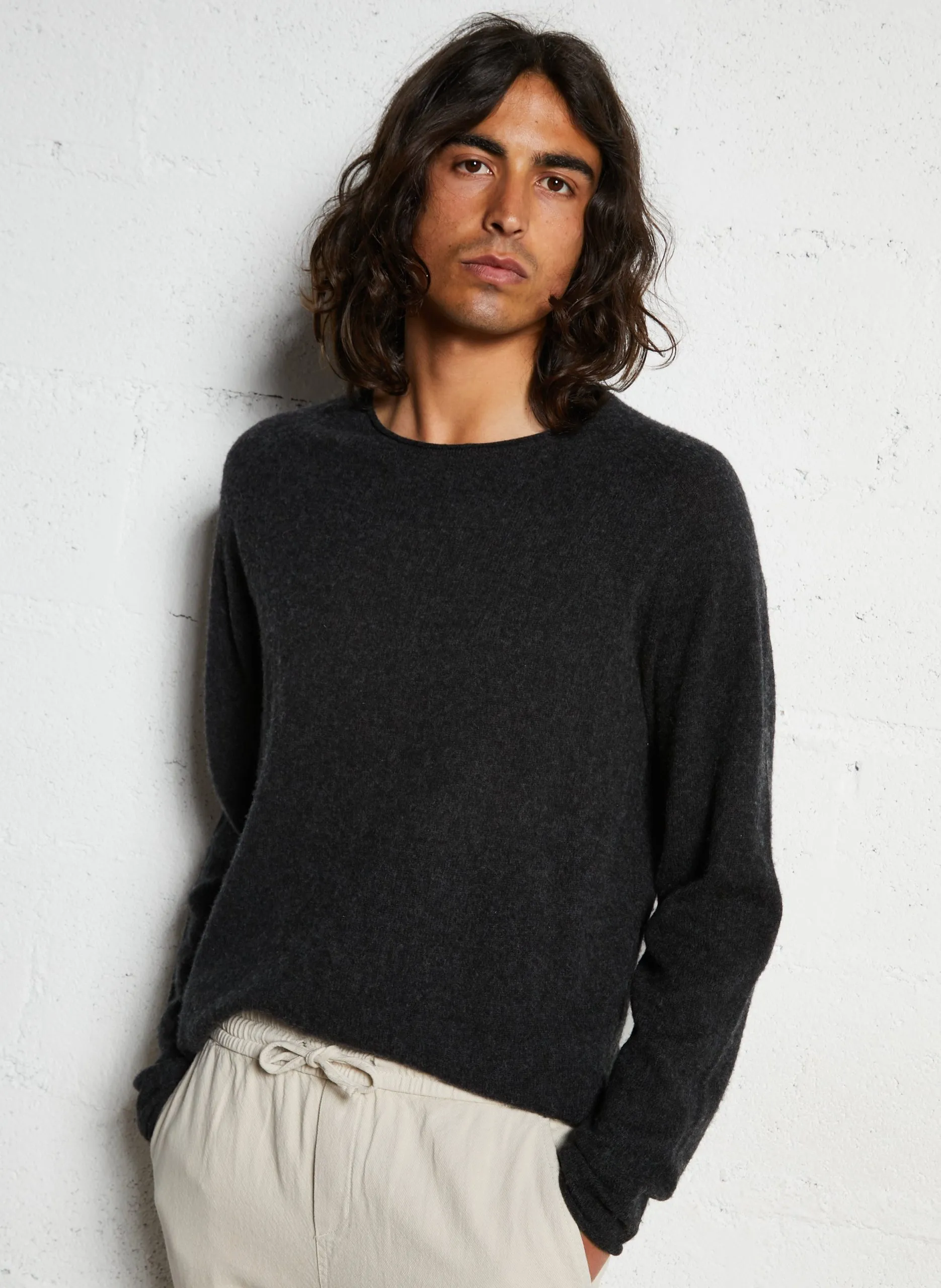 Pull droit en laine mélangée Noir DOCATOWN