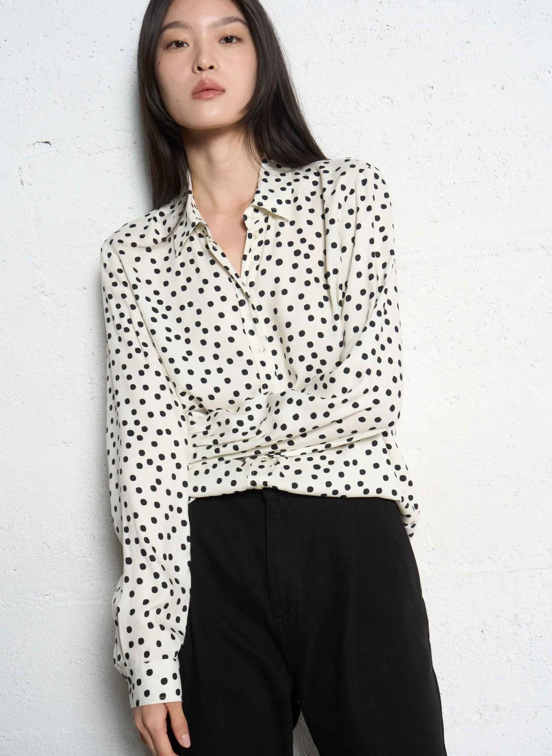 Chemise droite col classique à pois Blanc