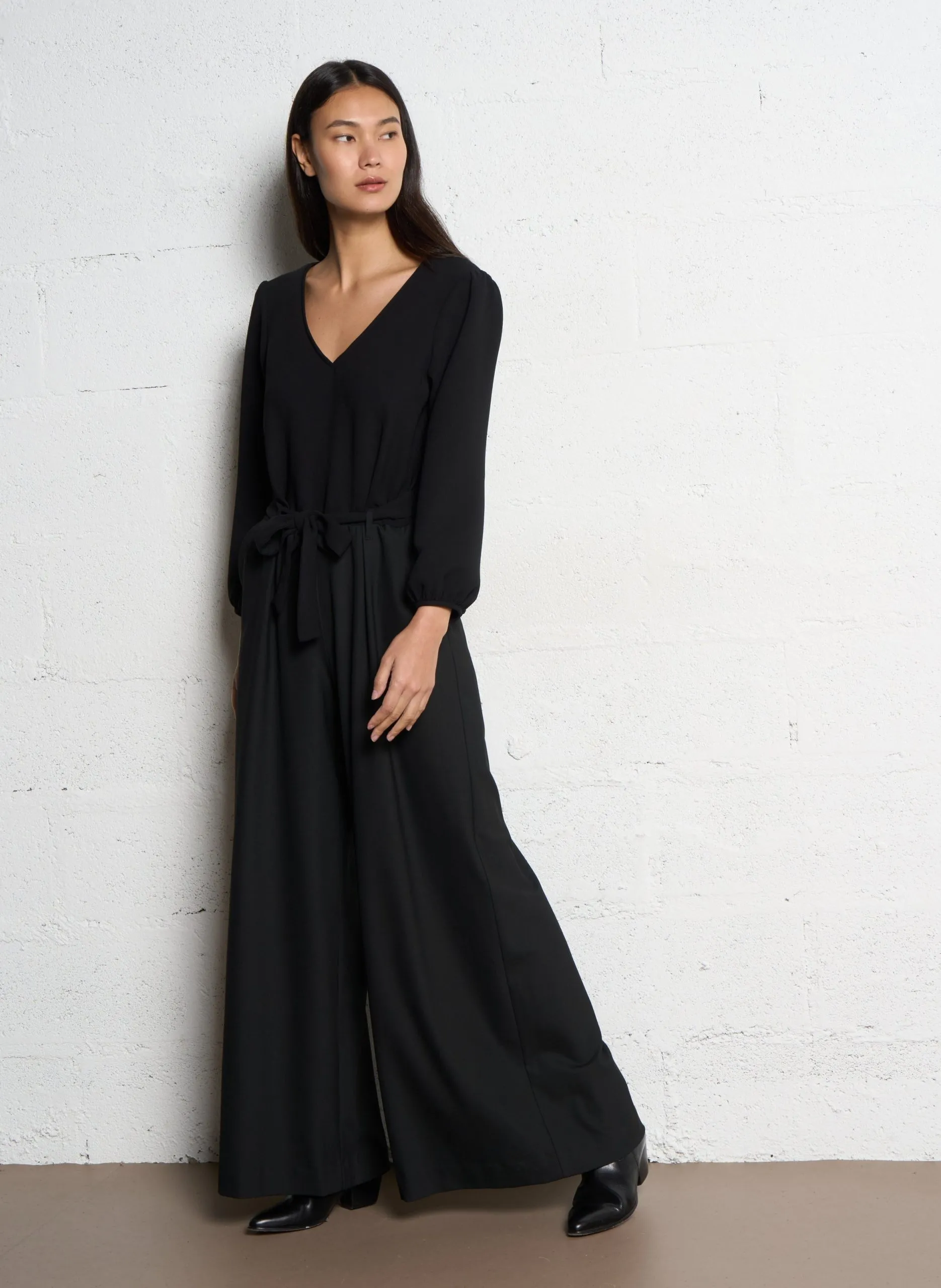 Combinaison large ceinturée col V Noir RUFF