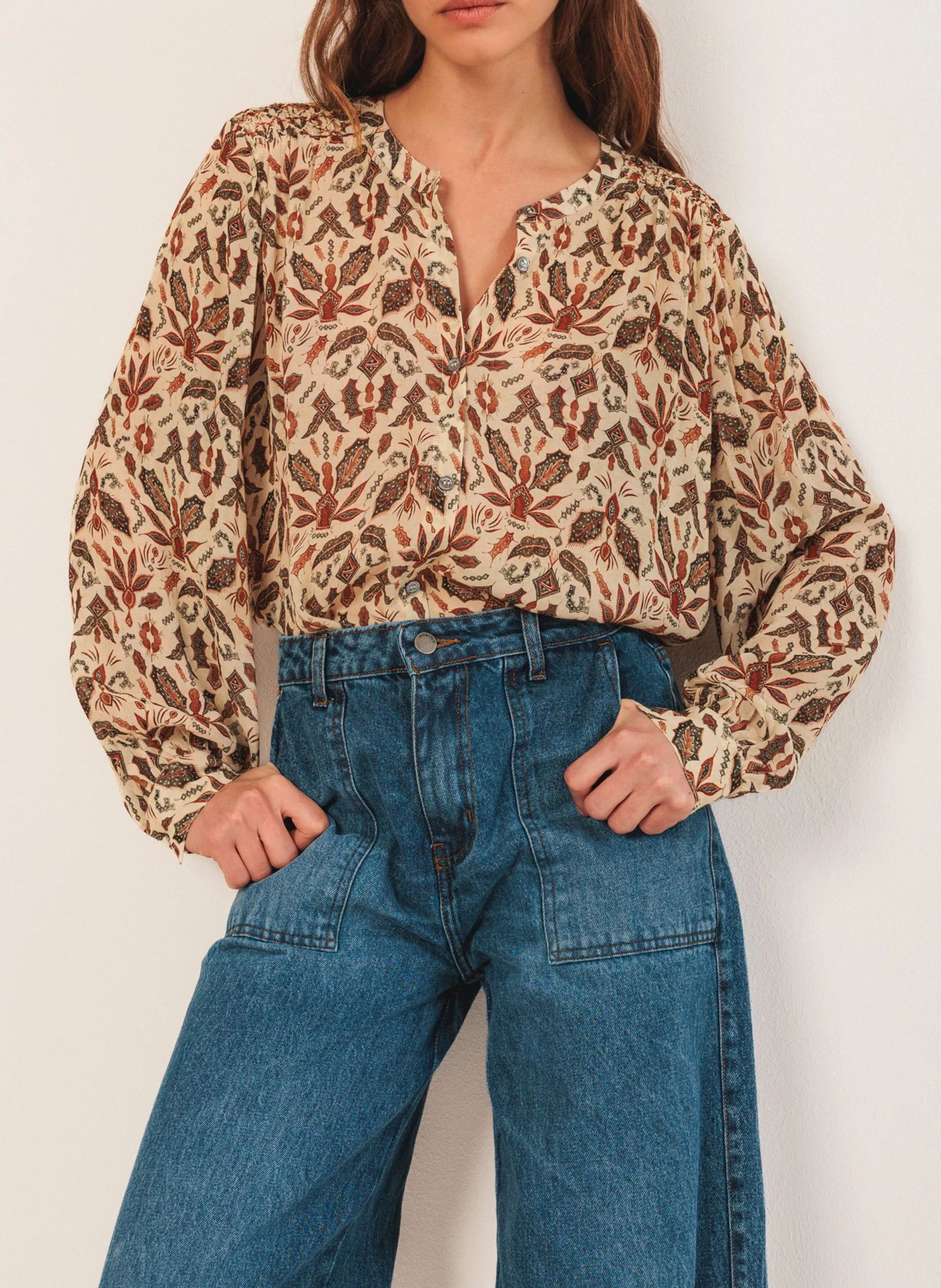 Chemise ample col tunisien imprimée Beige