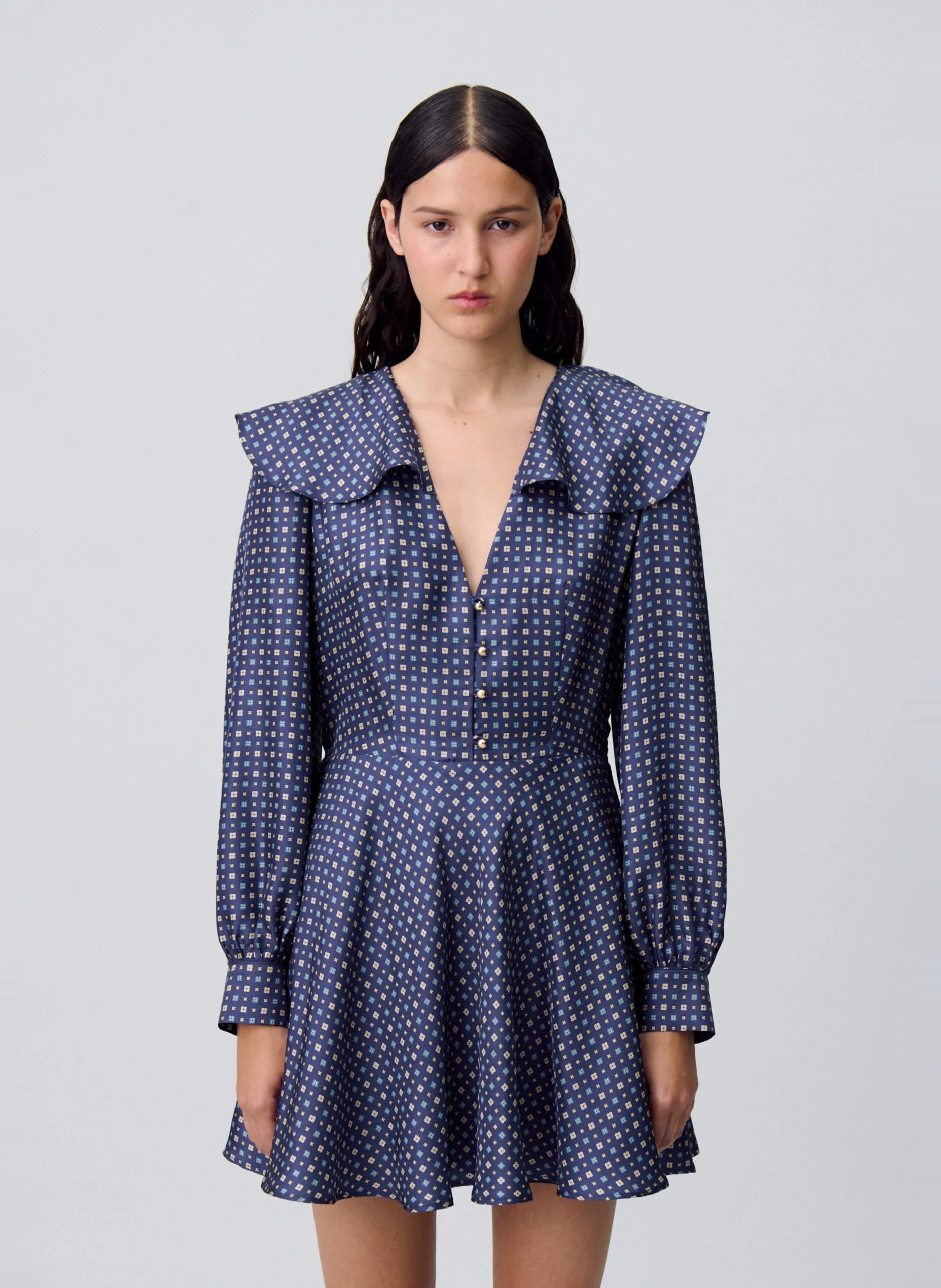 Robe courte en soie imprimée Multicolore