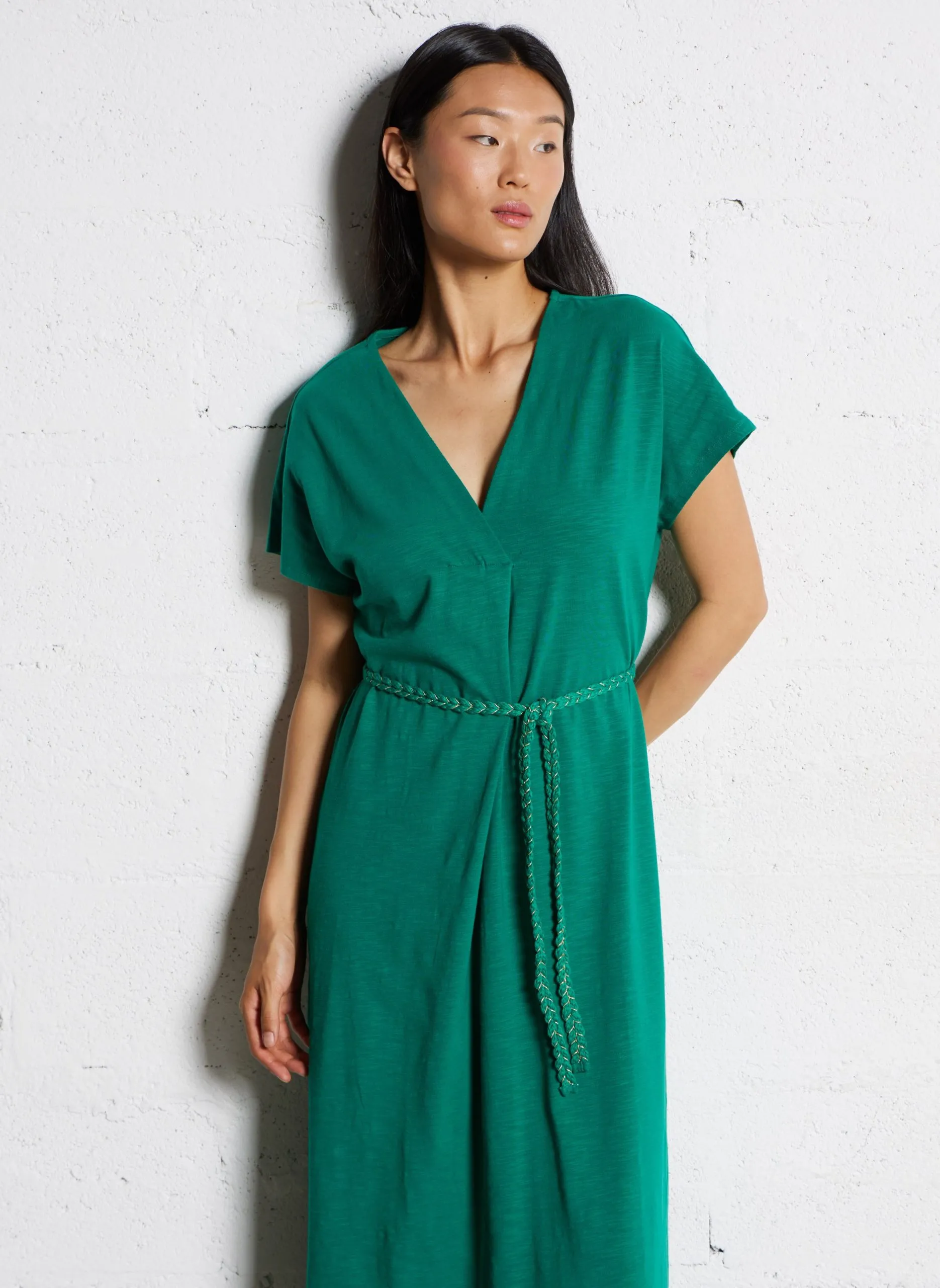 Robe midi ceinturée col v Vert