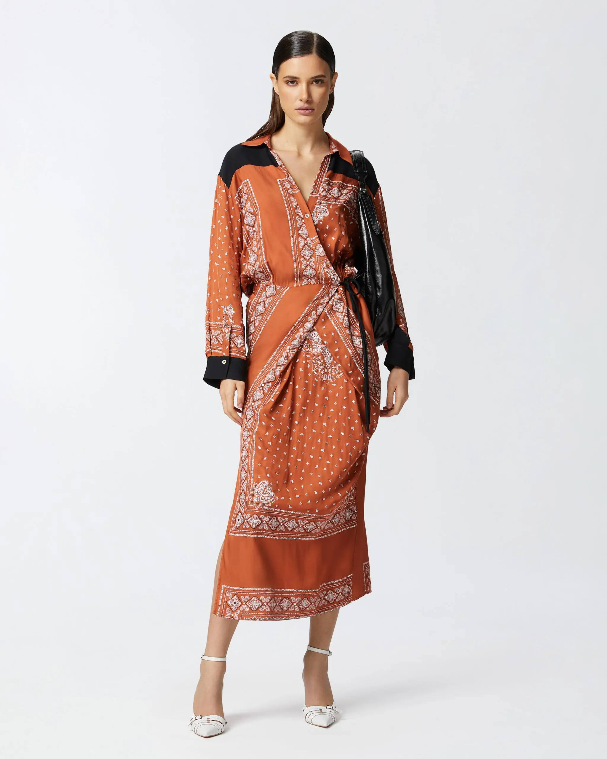 Robe longue croisée avec imprimé bandana Multicolore