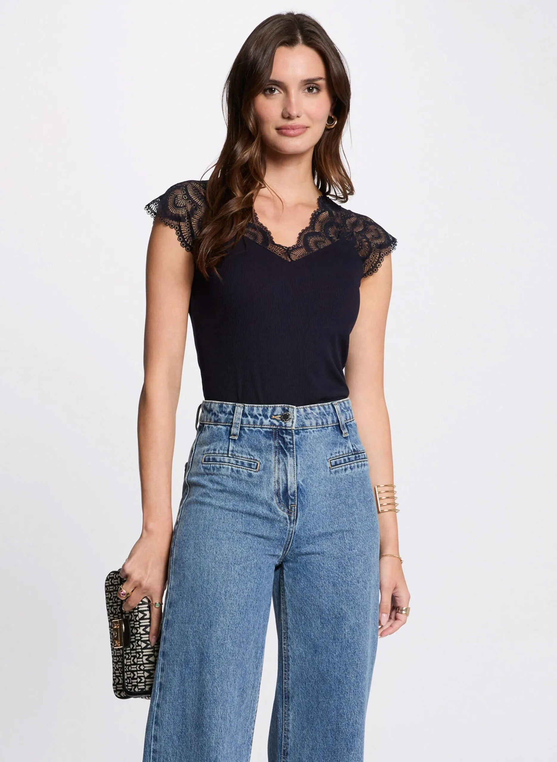 Top col v en dentelle Noir 251-DELI