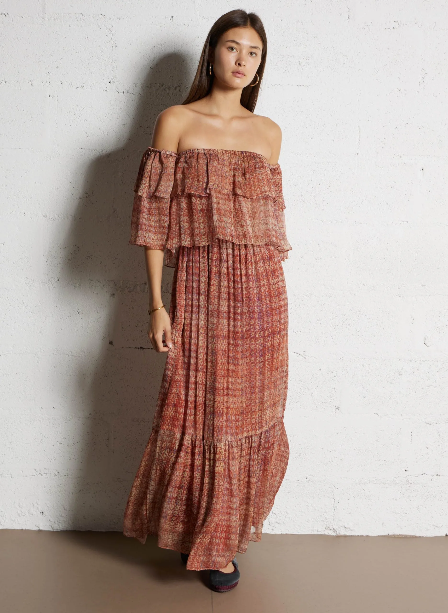 Robe longue épaules dénudées à motifs Rose ROBBIE