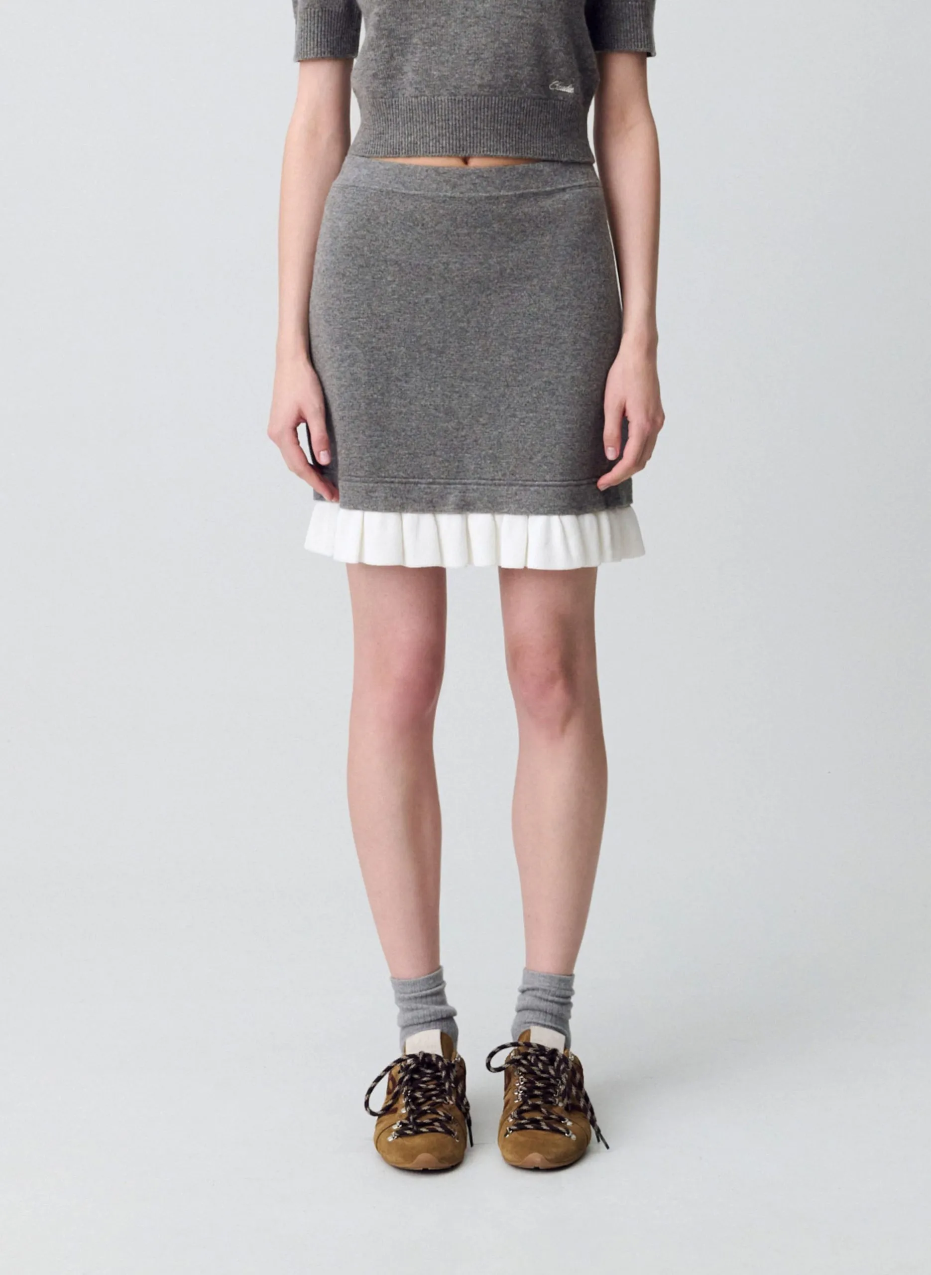 Jupe courte en mailles fines Gris MAG