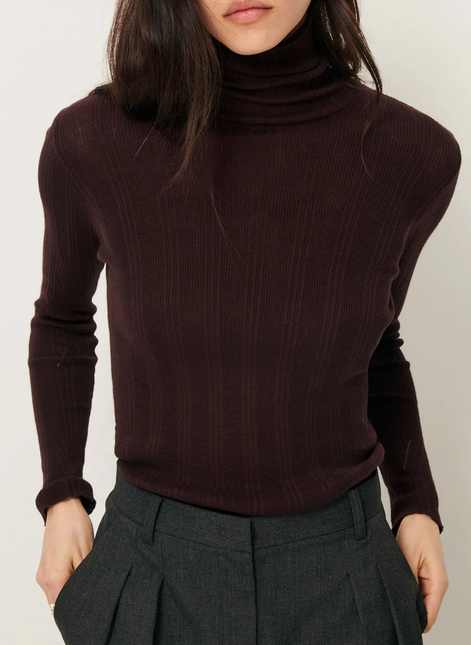 Pull col roulé ajusté en coton mélangé Marron NORTE