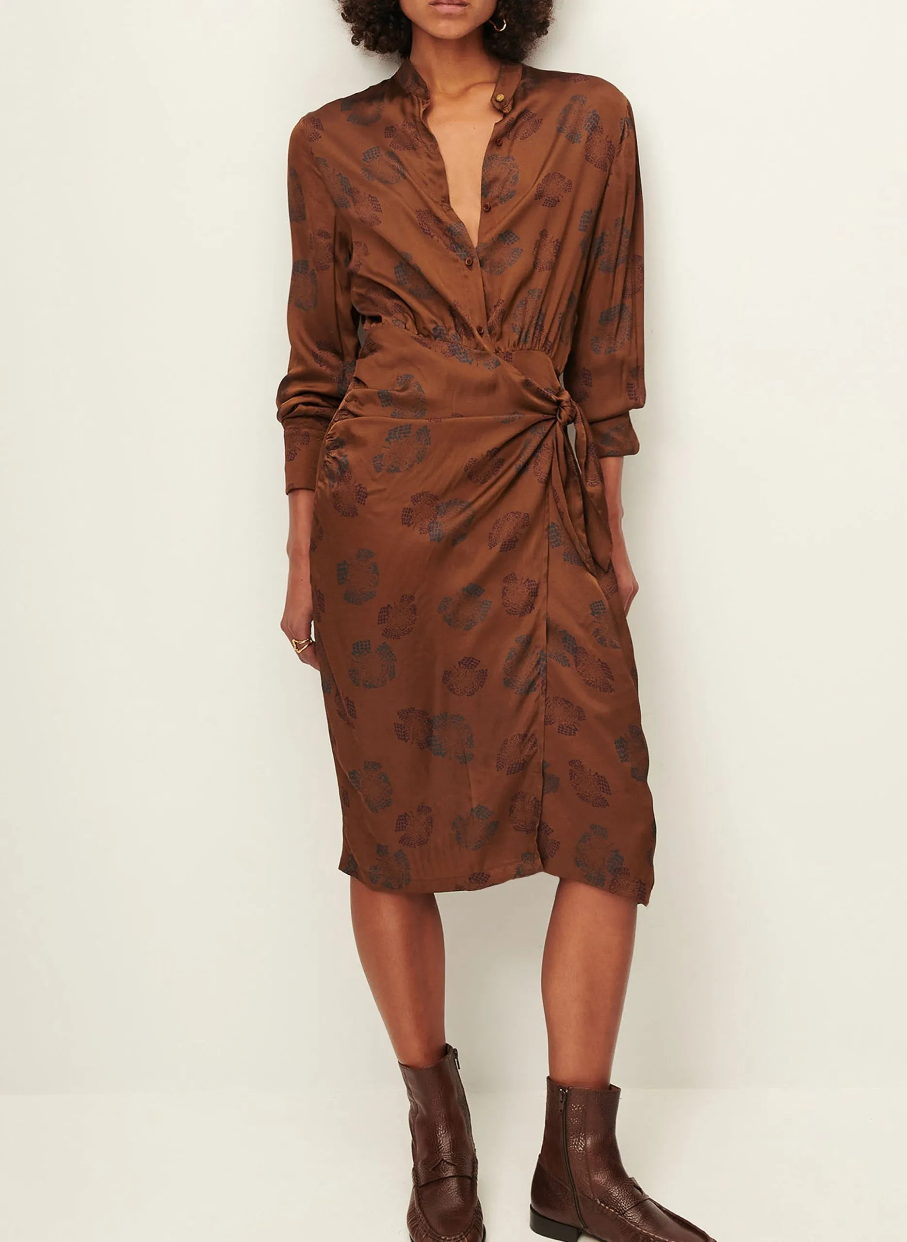 Robe portefeuille col classique imprimée en satin Marron JAFFA