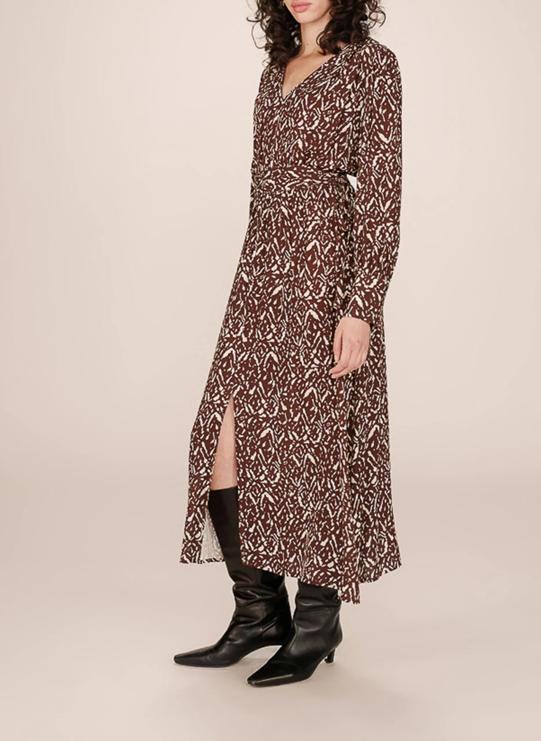 Robe longue col V imprimée Marron SOISSON