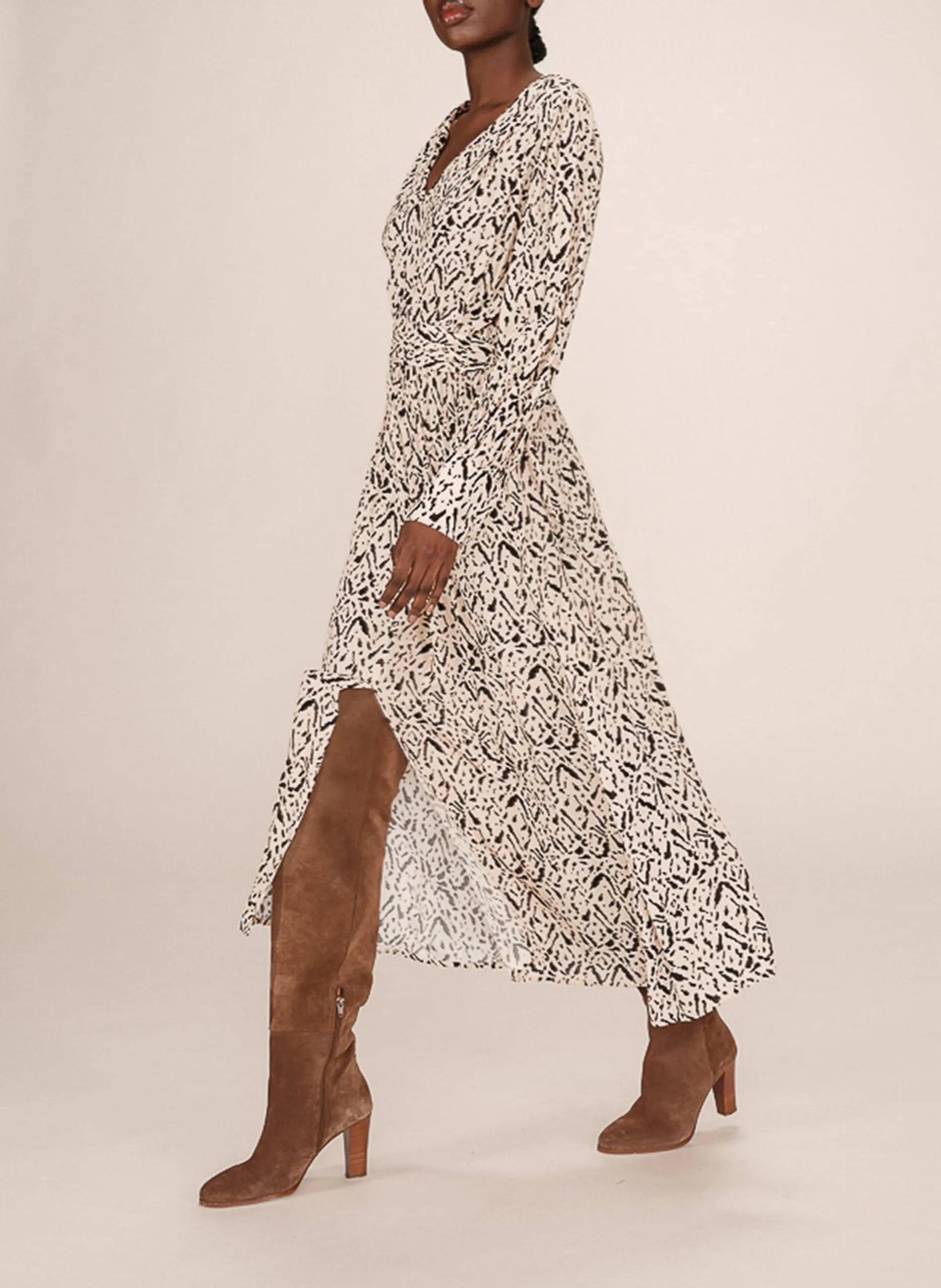 Robe longue col V imprimée Beige SOISSON