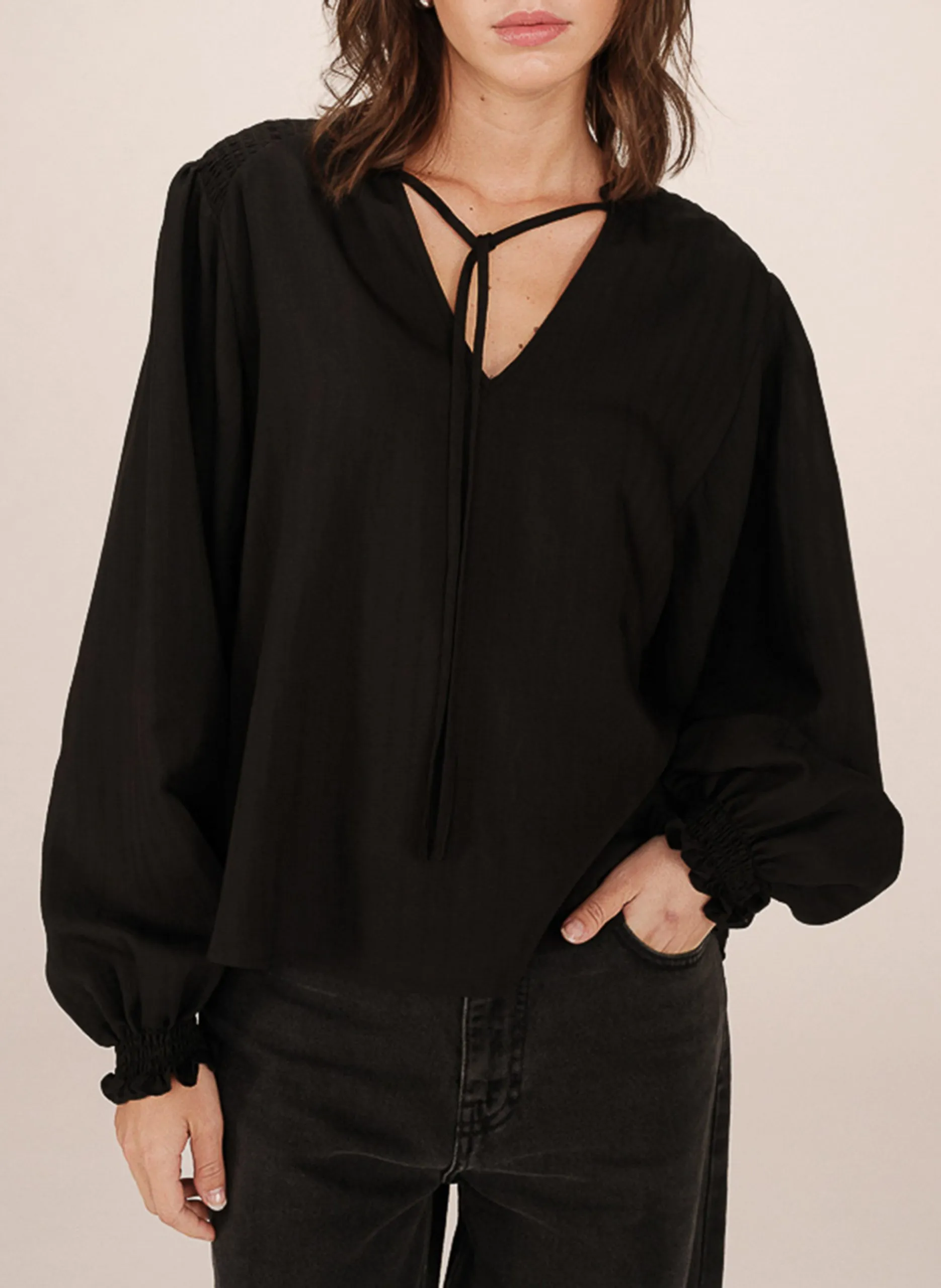 Blouse col rond Noir SERINDA
