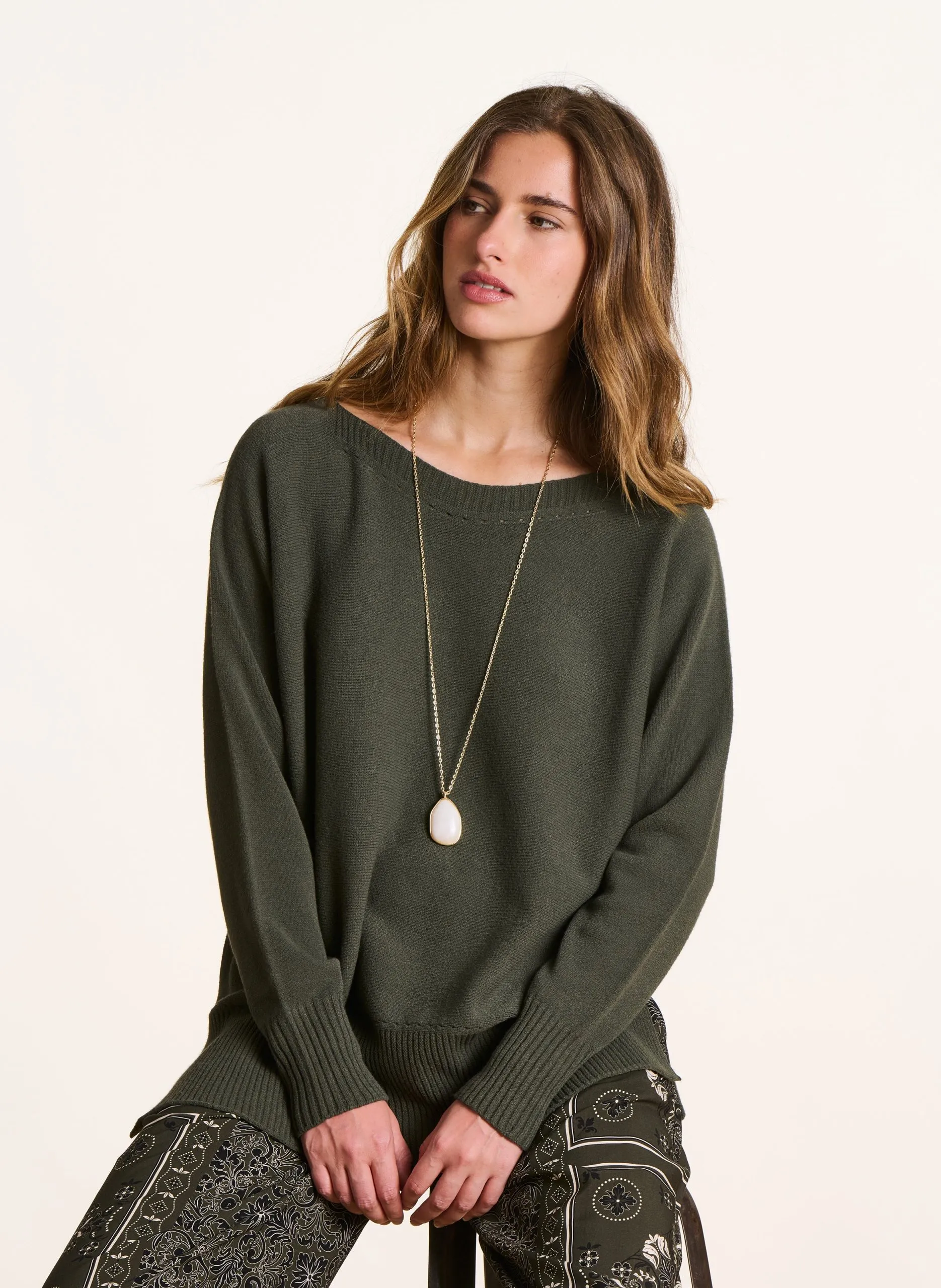 Pull col bateau ample en maille Vert