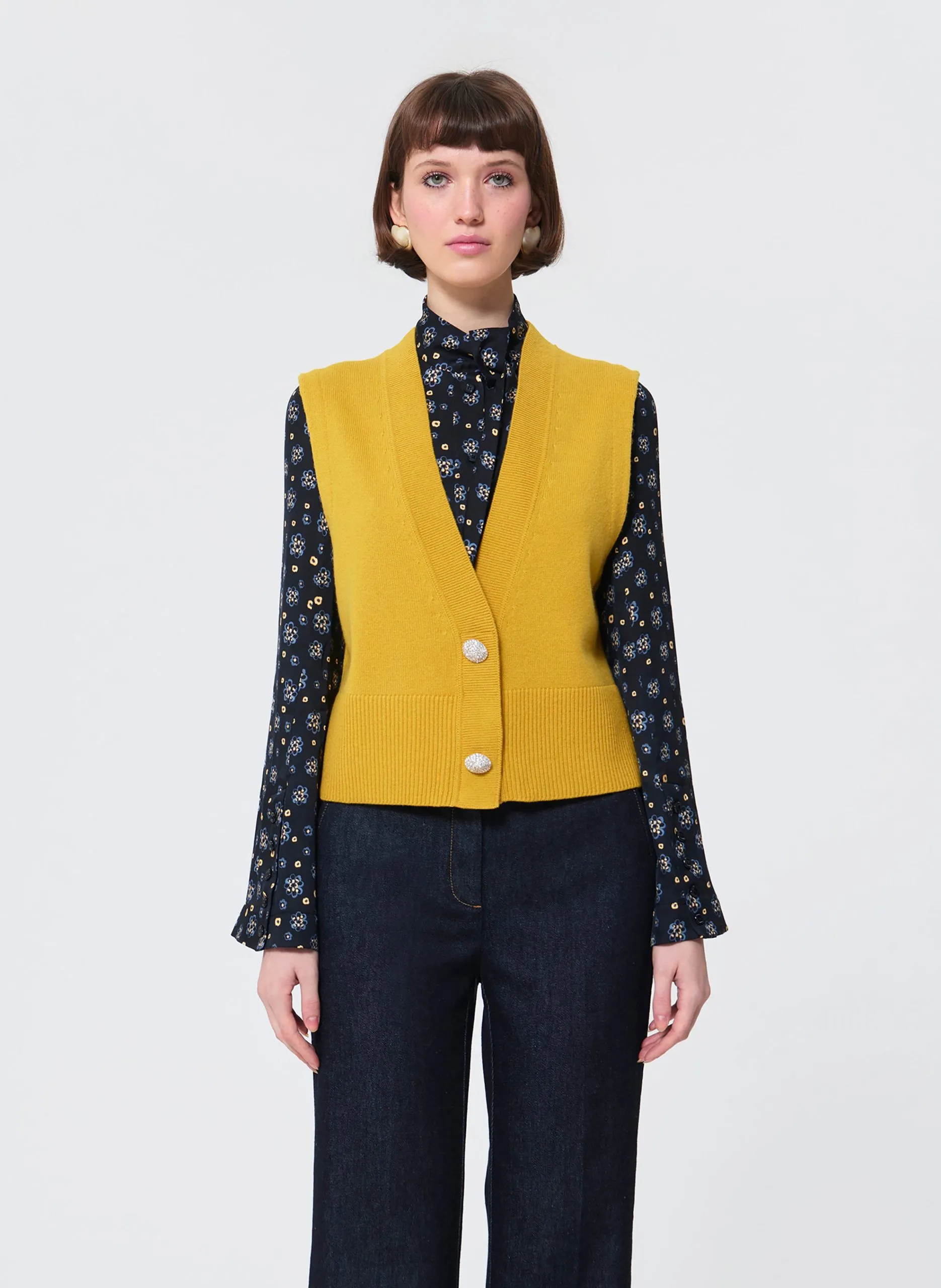 Gilet col V boutonné uni en laine mélangée Jaune GILLES