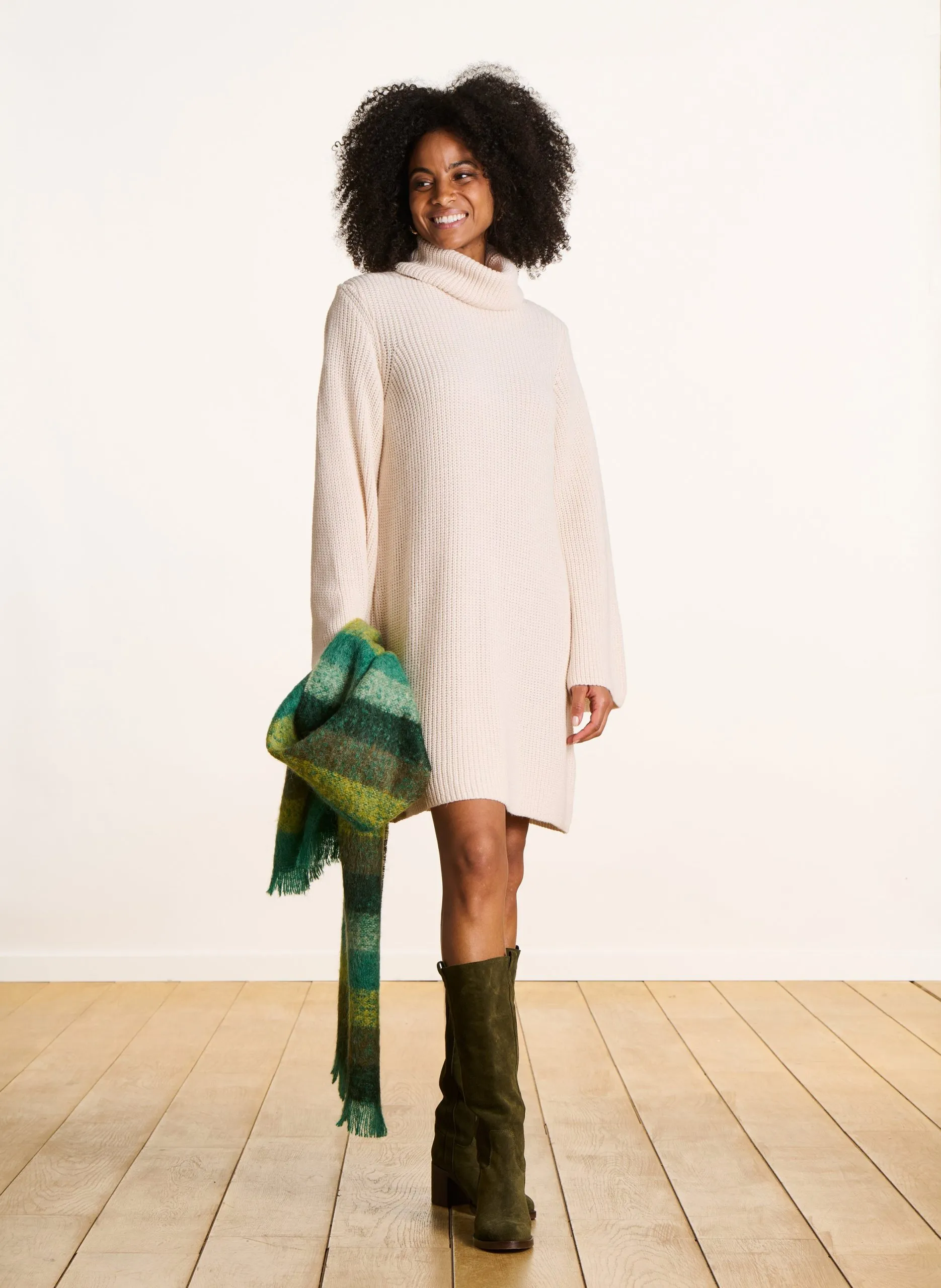 Robe courte en maille côtes perlées Blanc